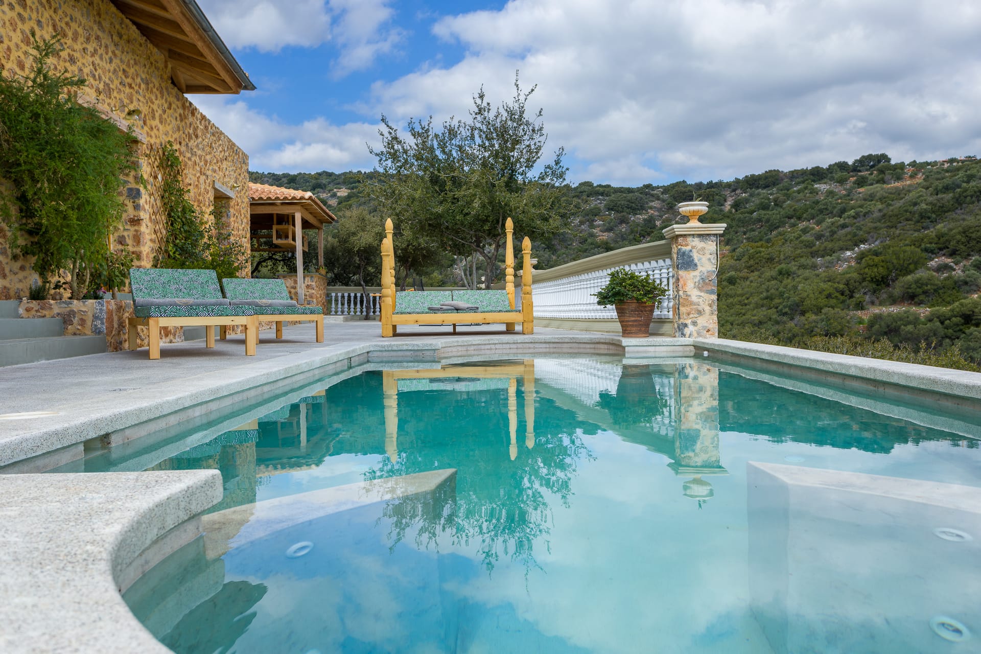 Oak Tree Estate