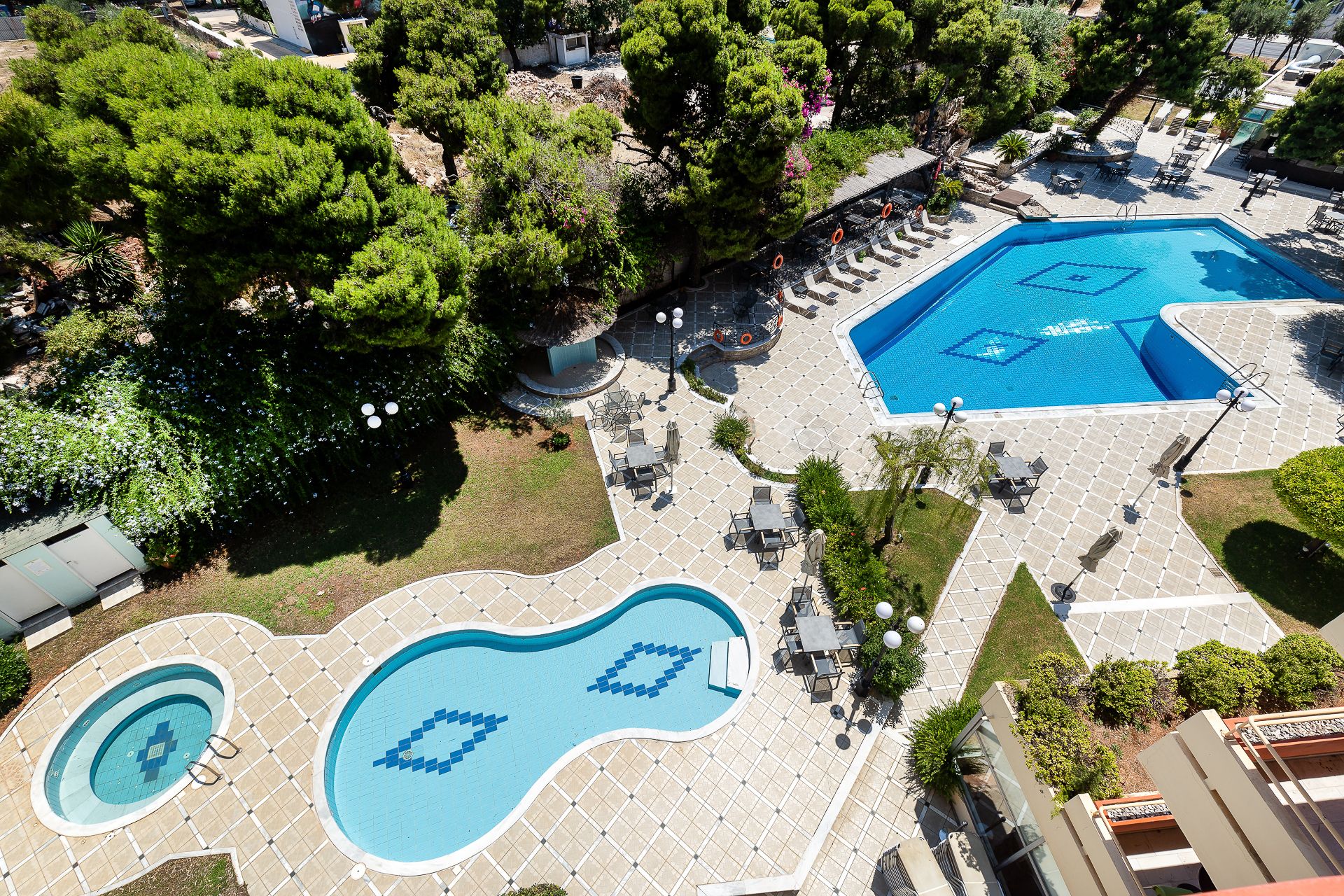 Oasis Hotel Apartments