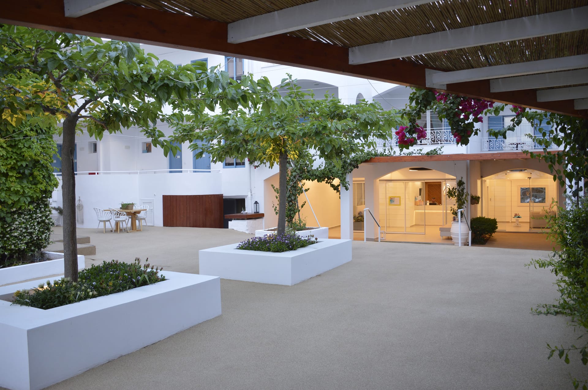 Oasis Beach Hotel