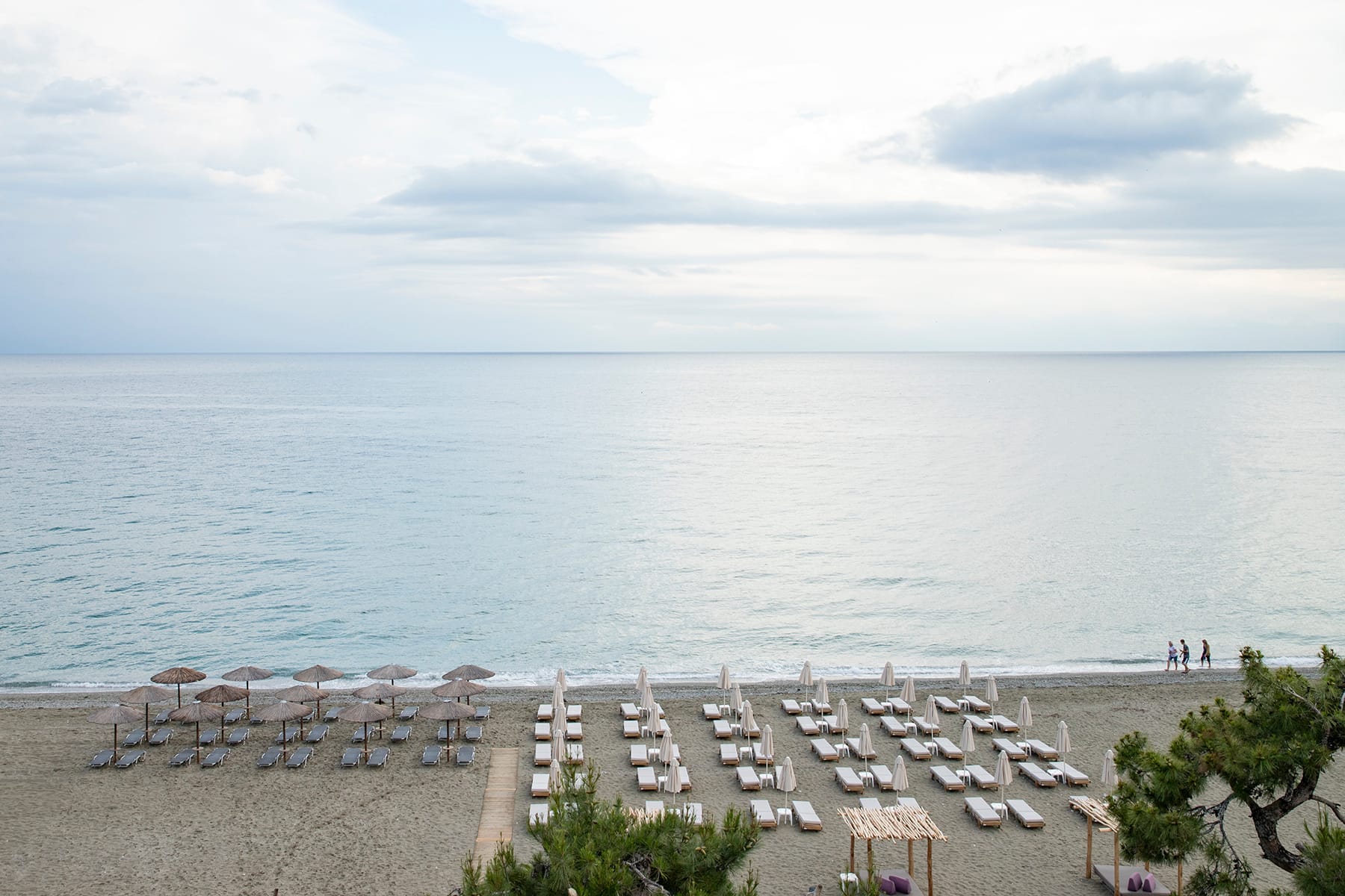 OCEANA Beach Hotel