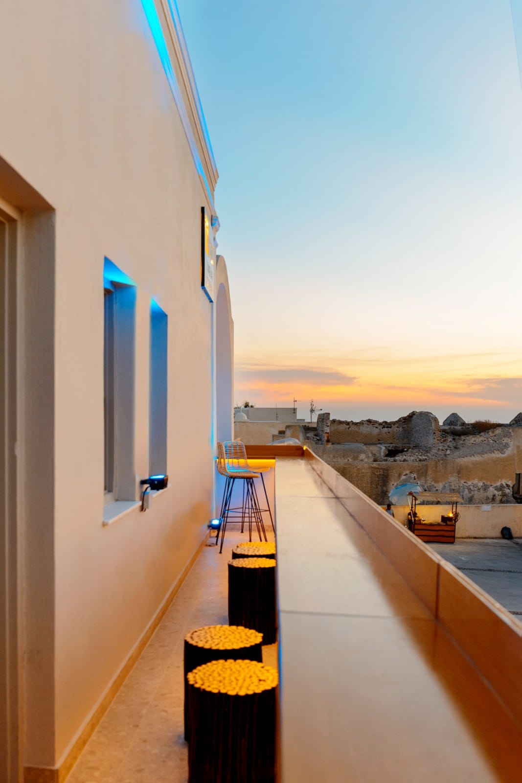 Oia Hostel