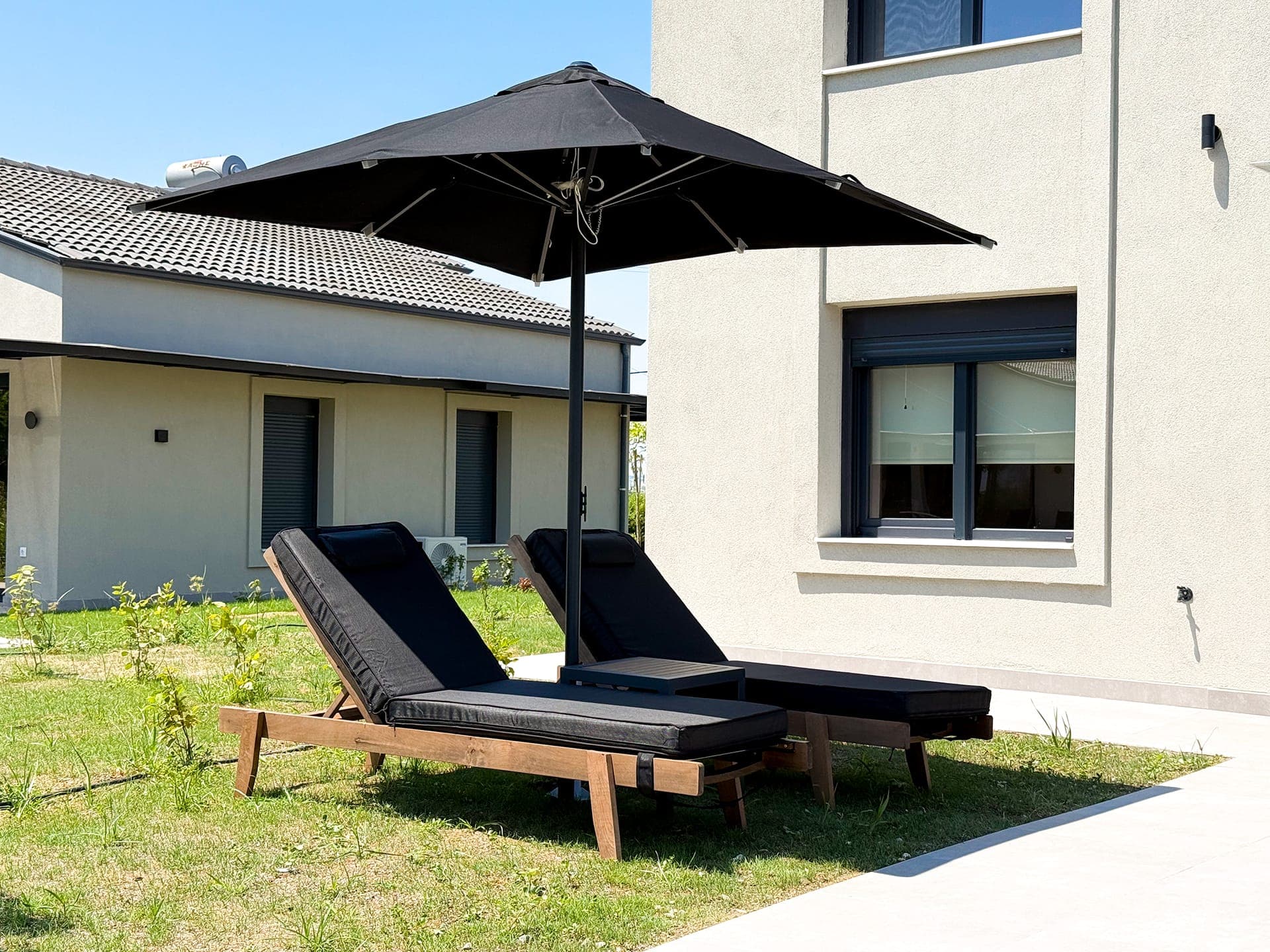 Ammos Luxury Pool Villas