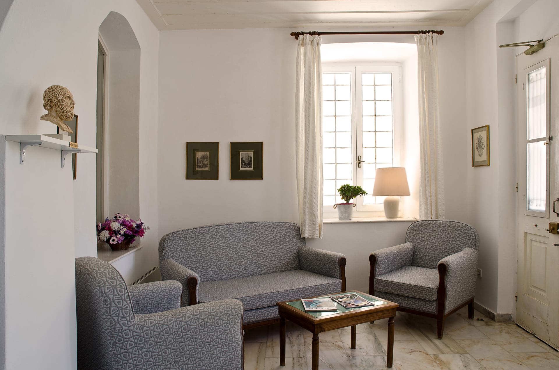 Hotel Omiros Syros
