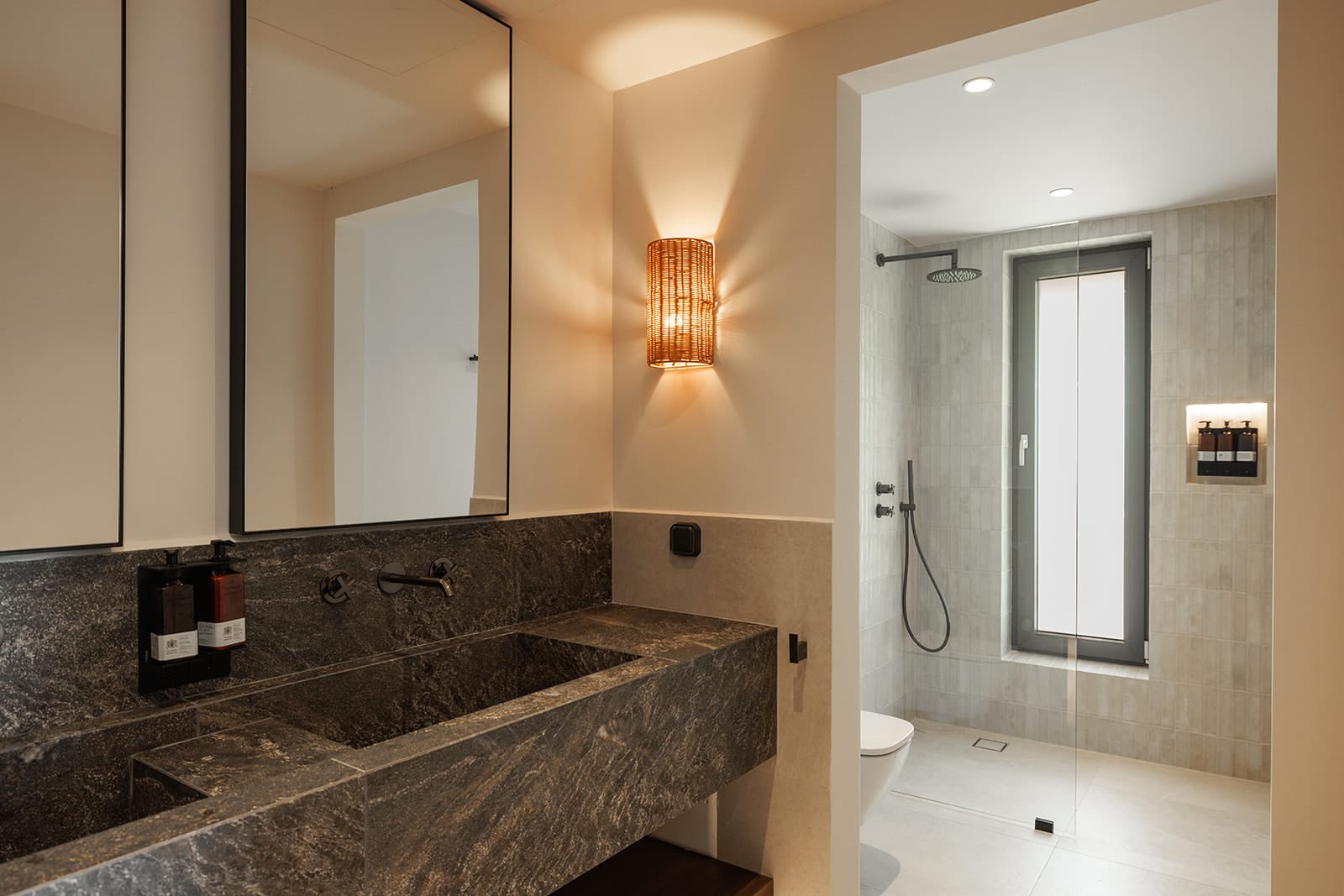 Omma Suites