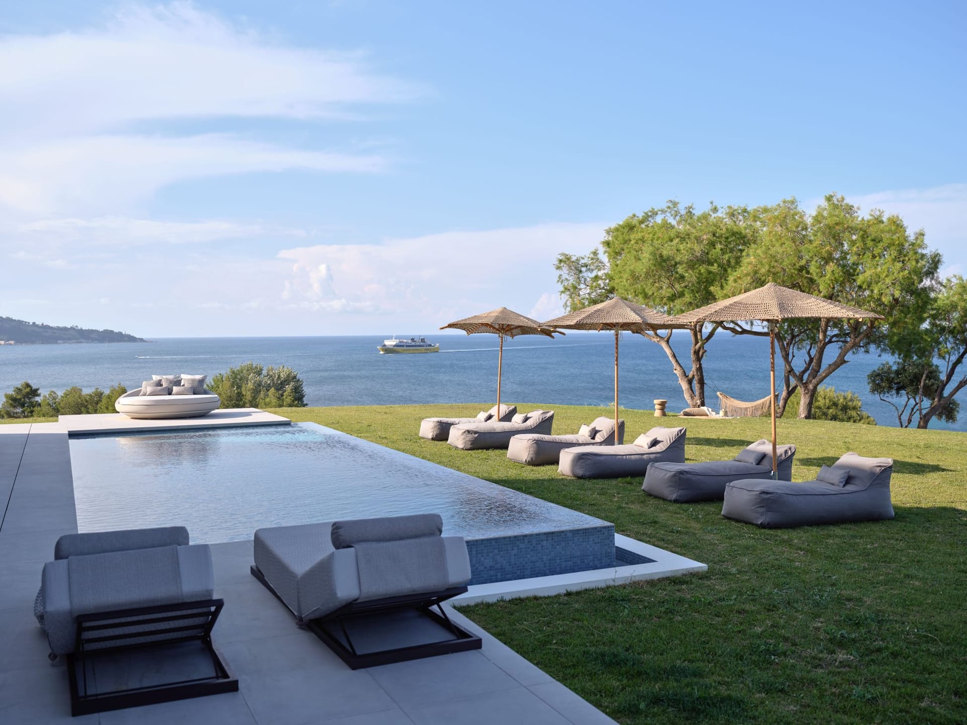 Omnia Villa