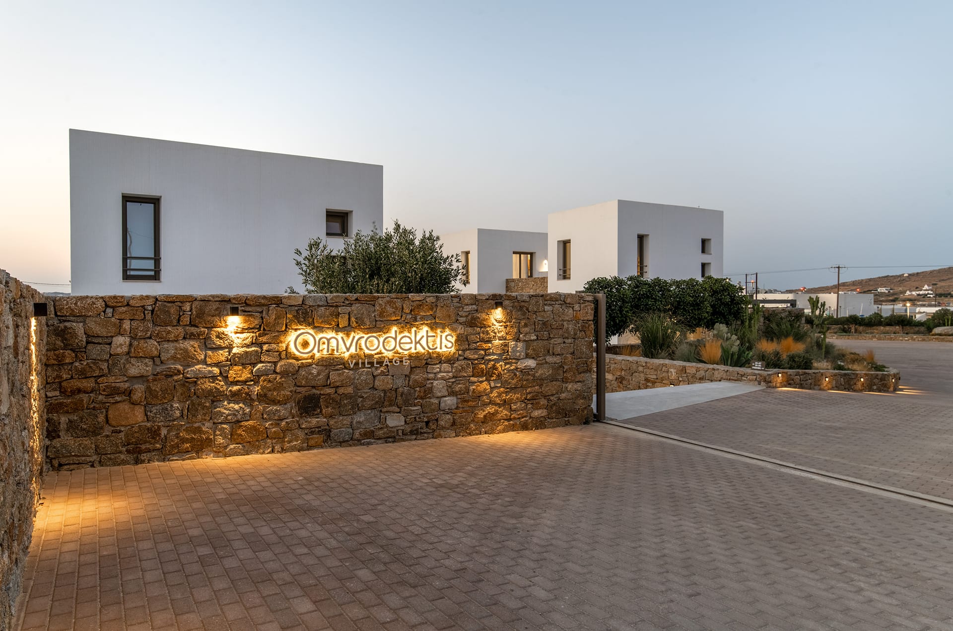 Omvrodektis Village