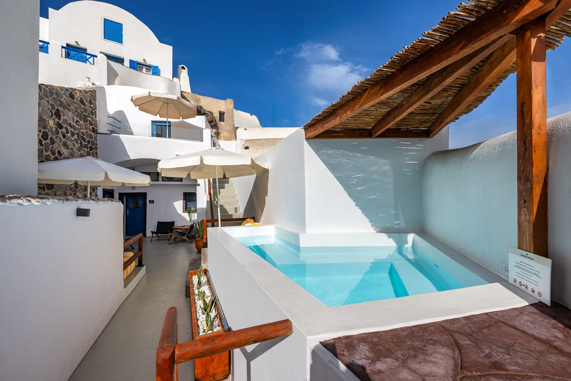 Orasis Houses - Luxury Retreats with Pool & View