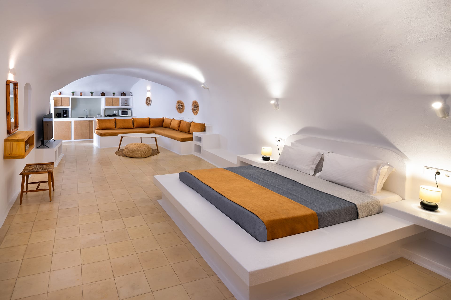 Orasis Houses - Luxury Retreats with Pool & View