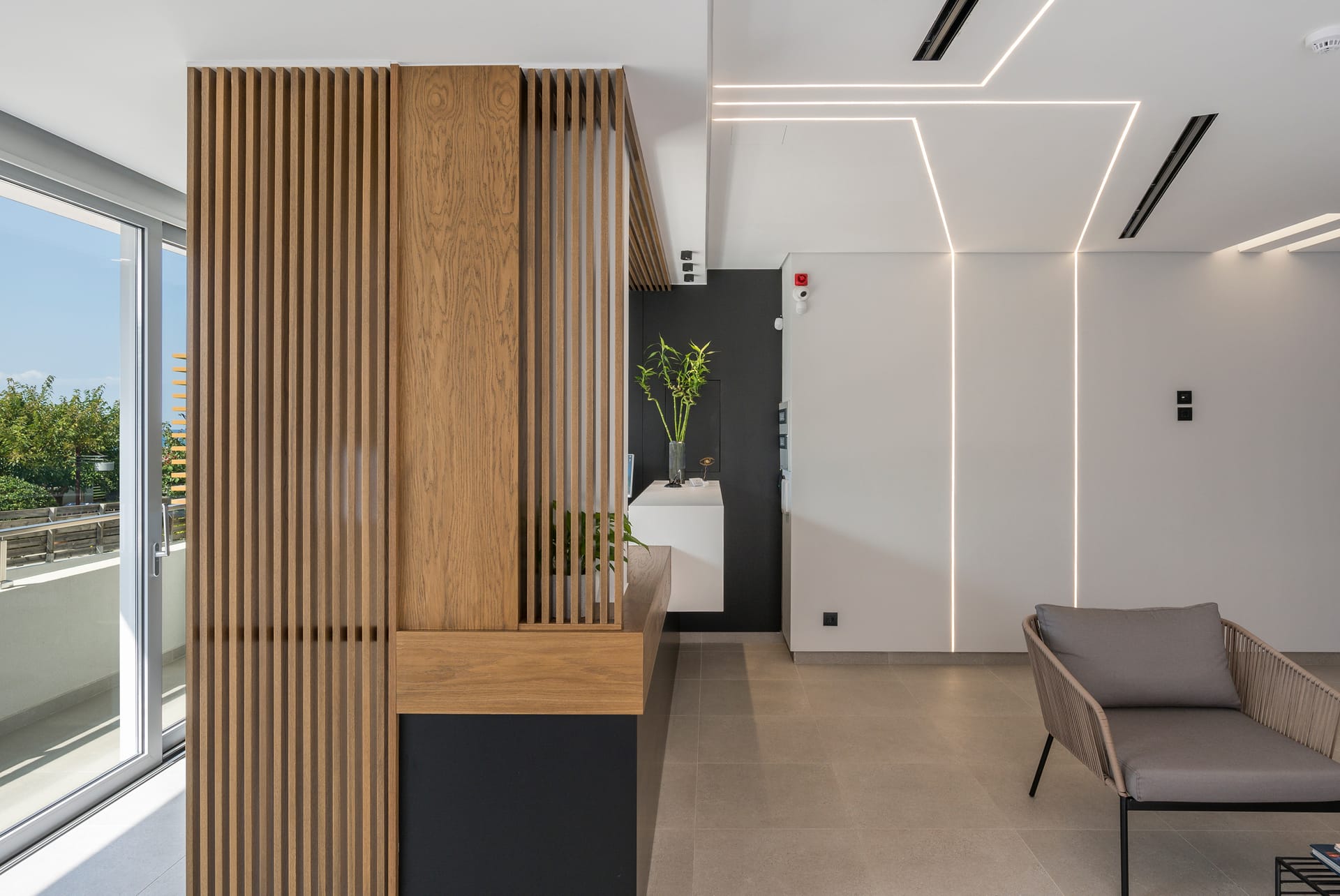 Ostrakon Suites