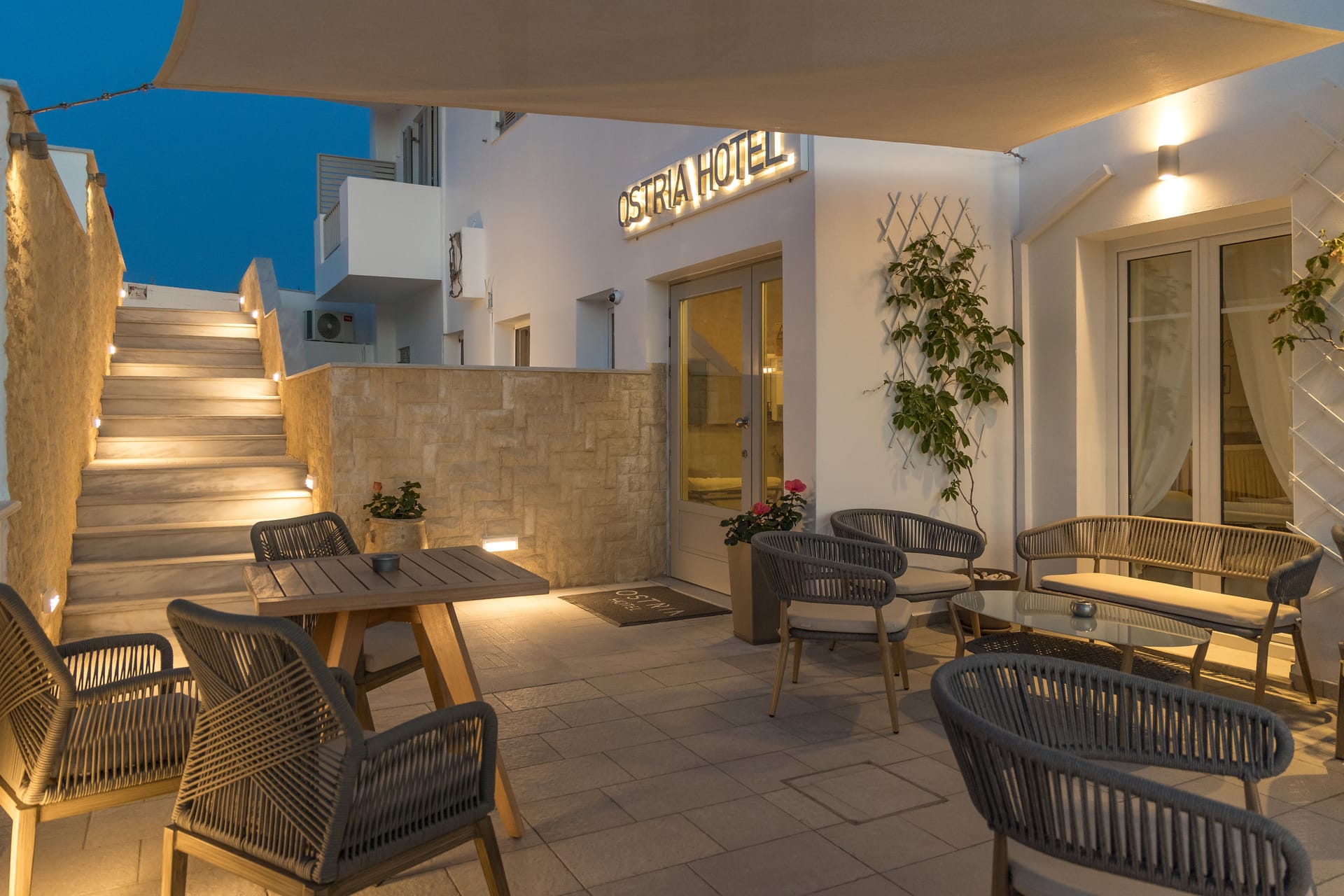 Ostria Hotel