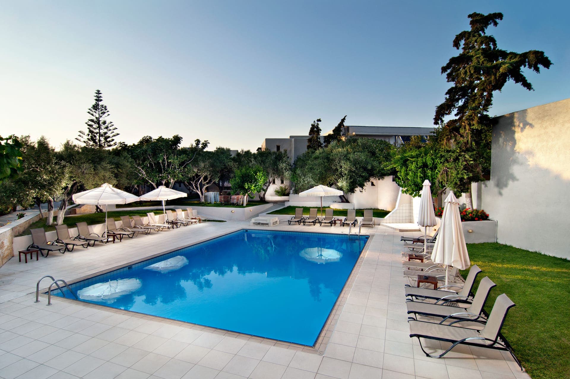 Ourania Apartments