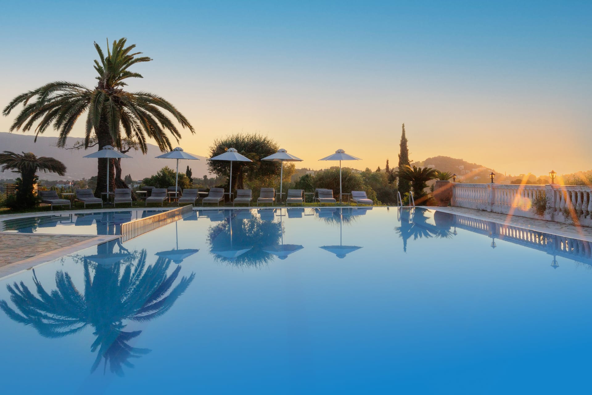 Paradise Hotel