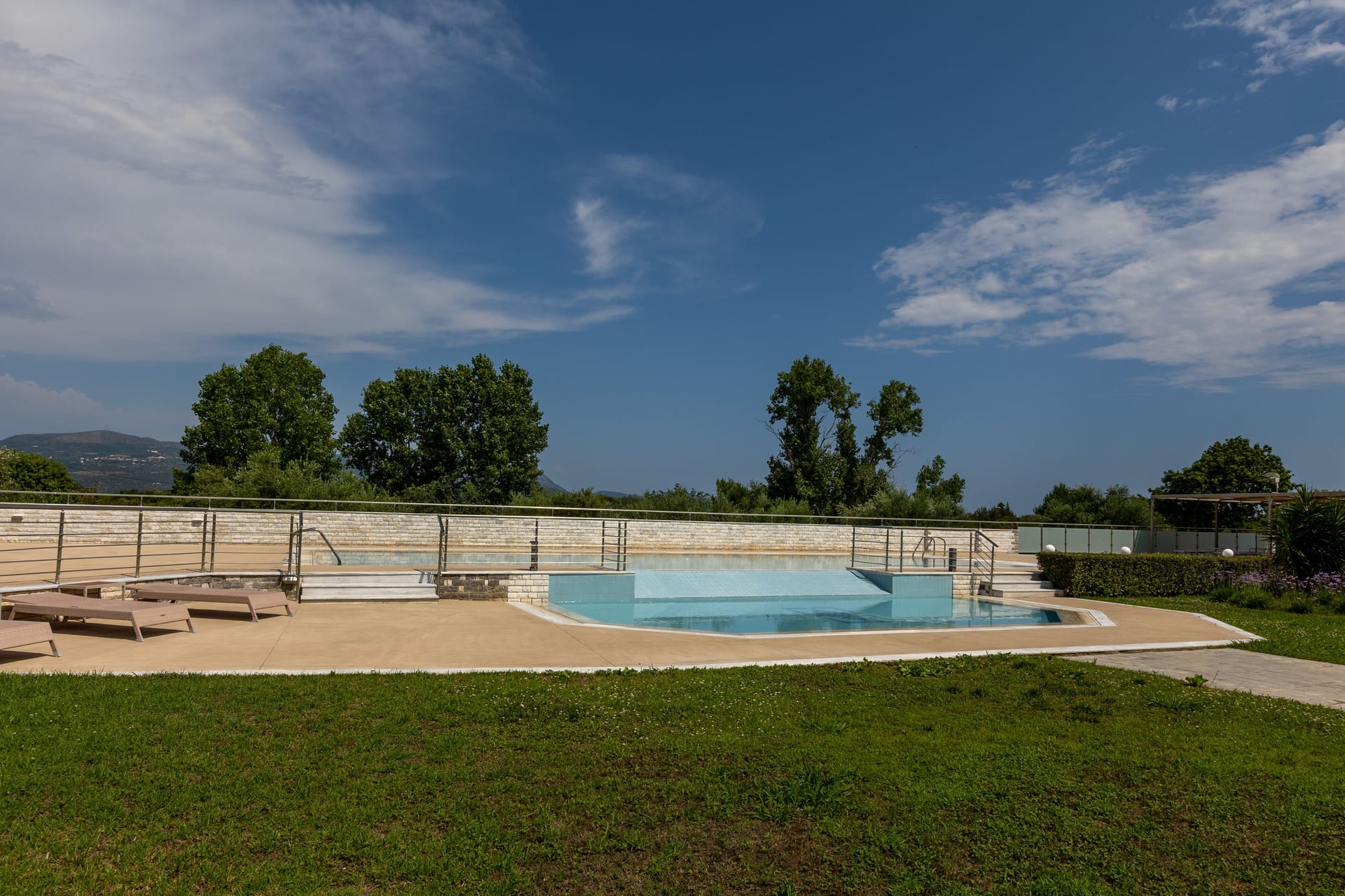 Paradise Resort Finikounda