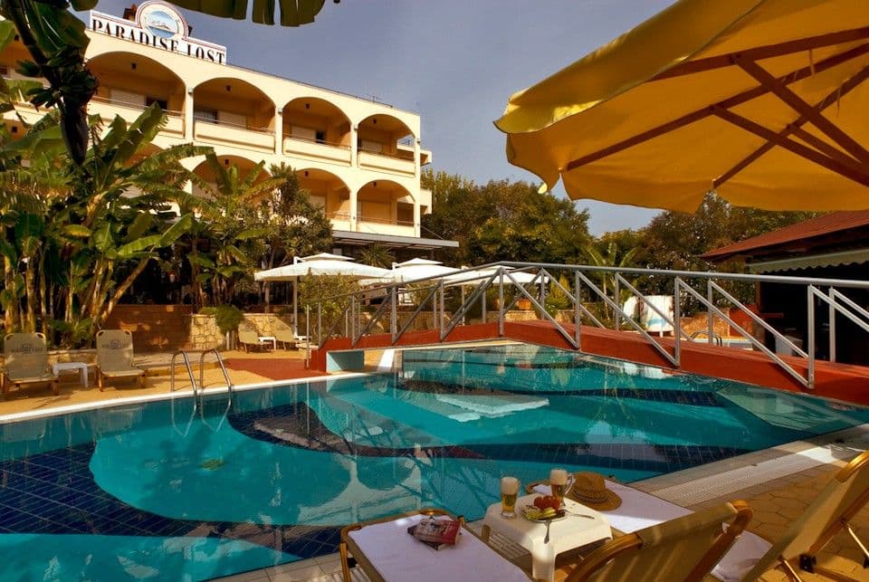 Paradise Lost Hotel-Apartments
