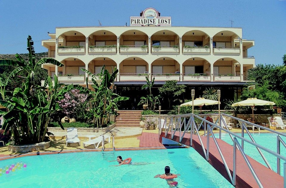 Paradise Lost Hotel-Apartments
