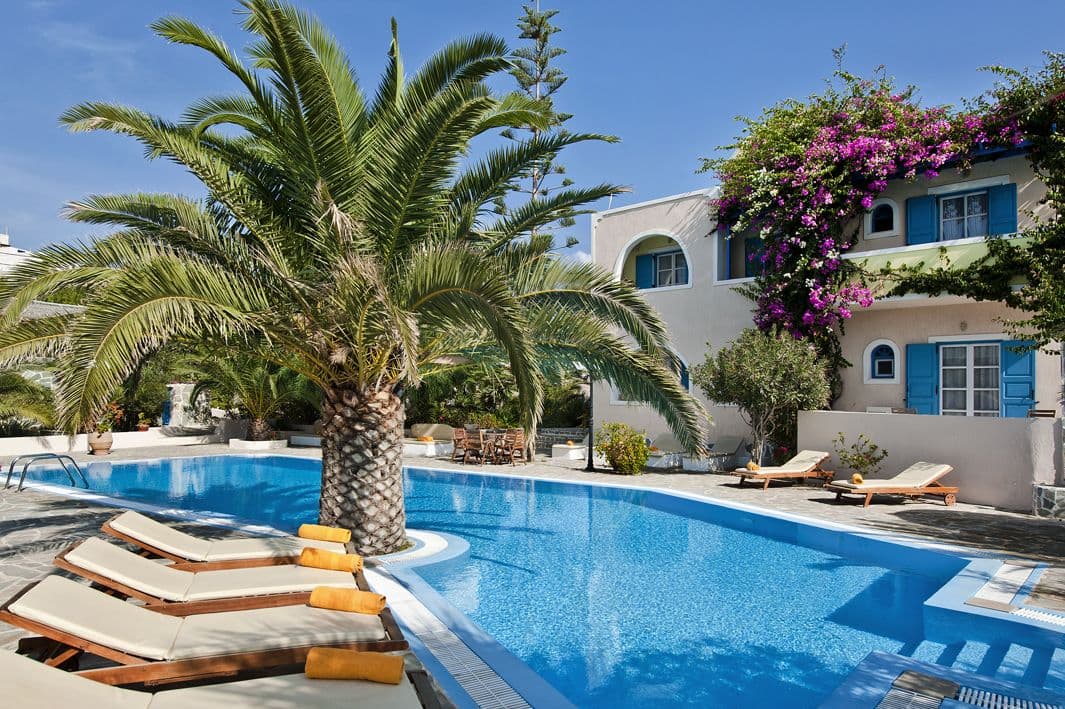 Paradise Resort Santorini