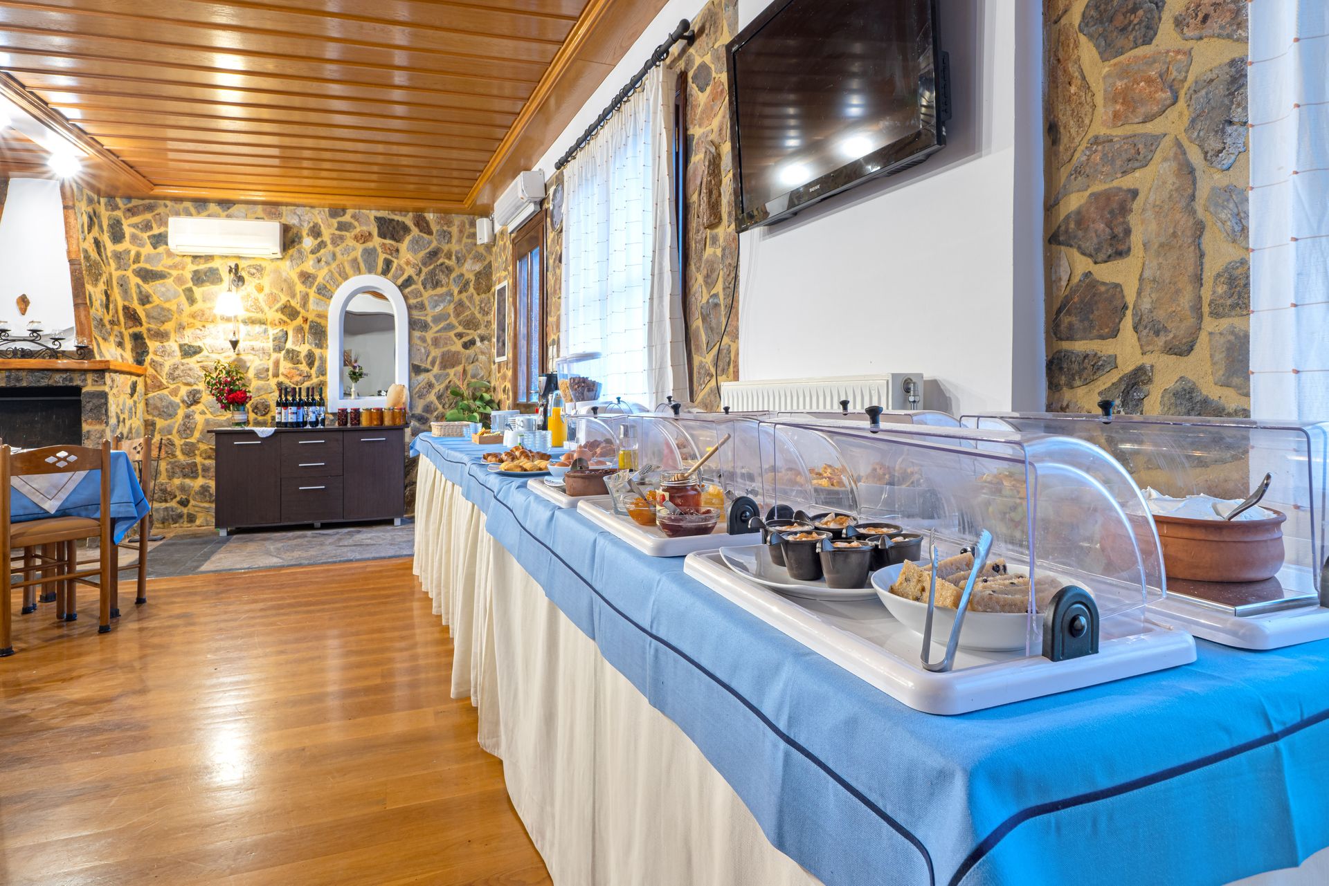Paraliako Hotel Kyparissi