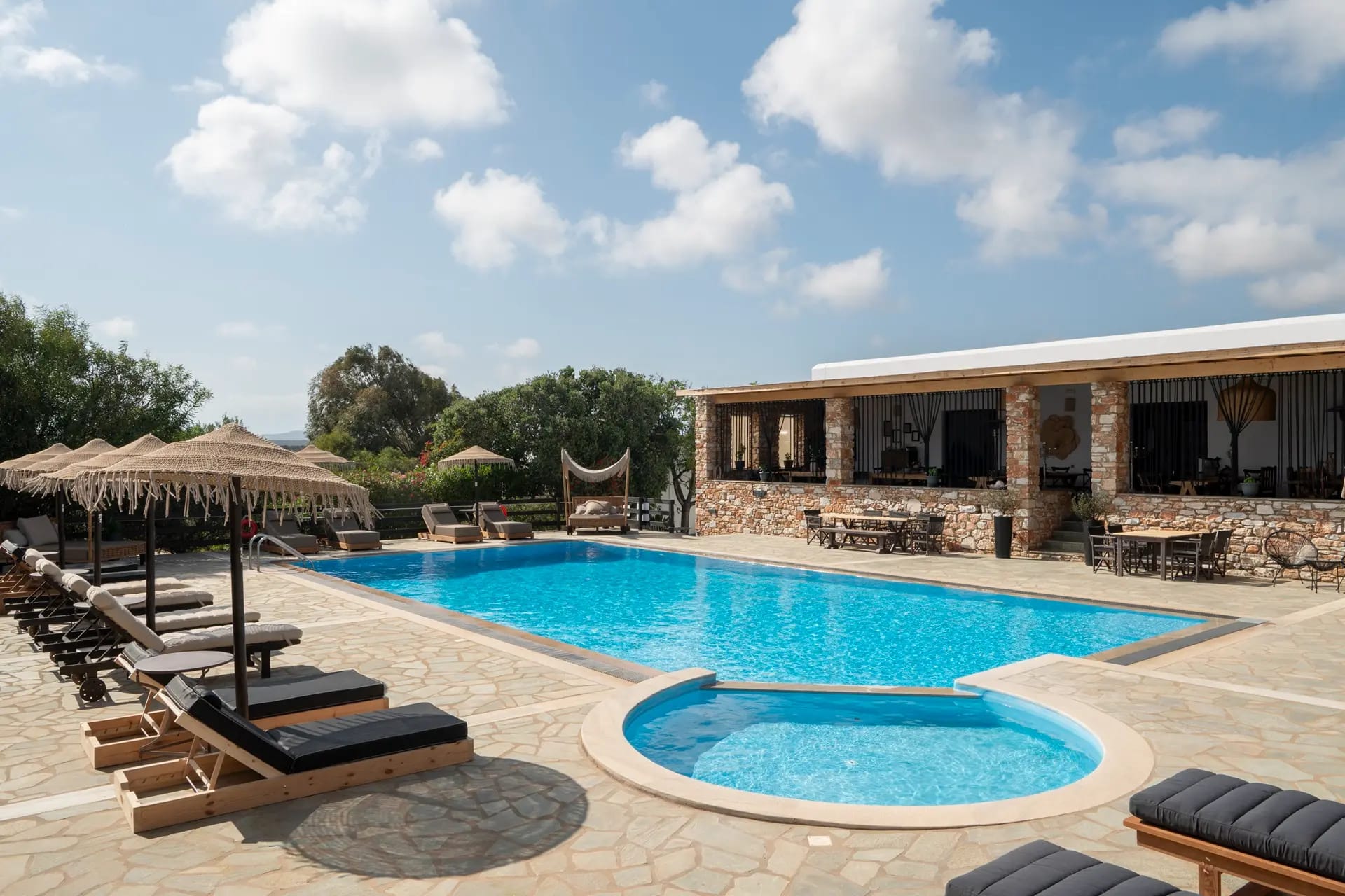 Parosland Hotel