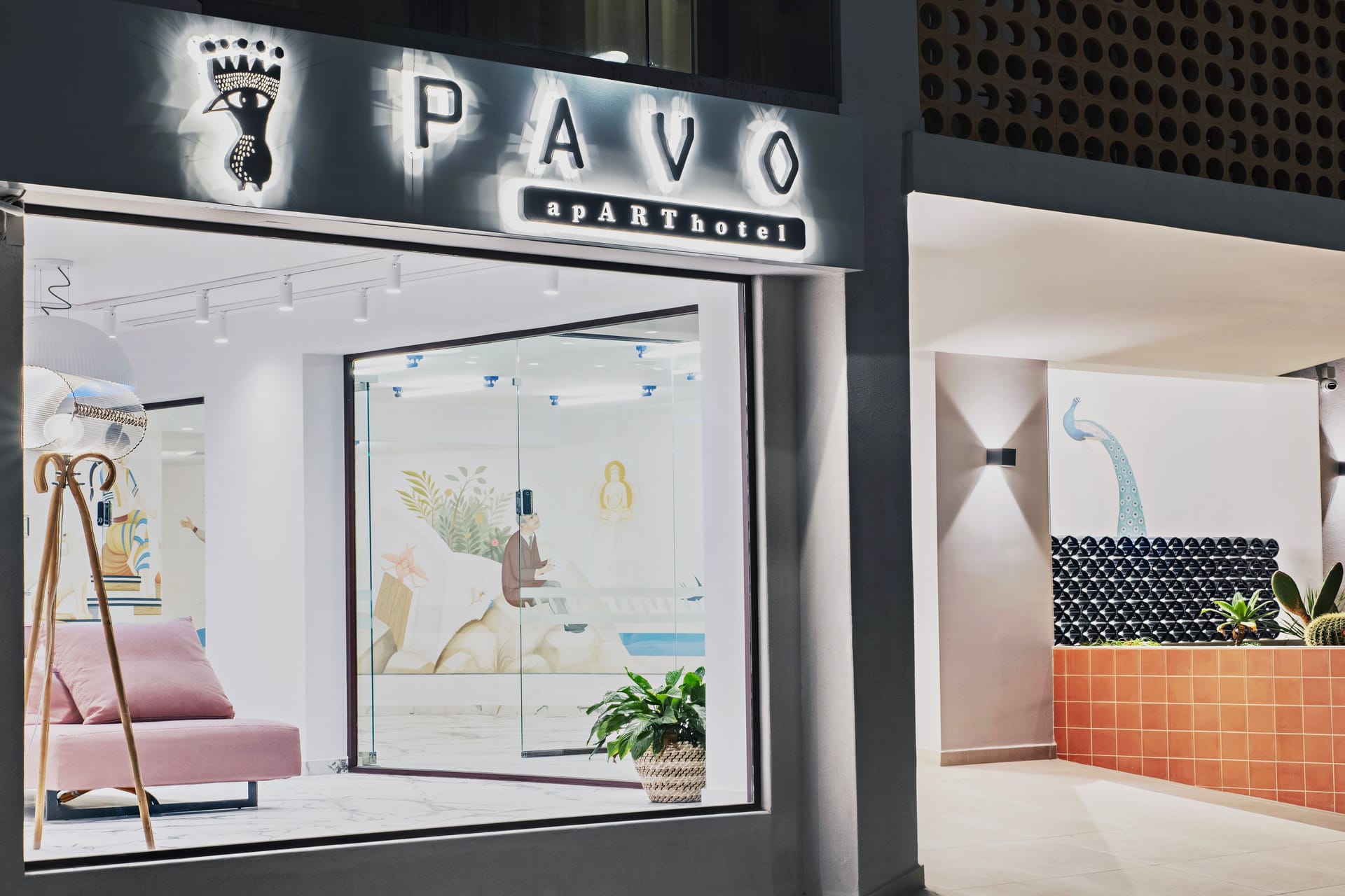 PAVO apART Hotel