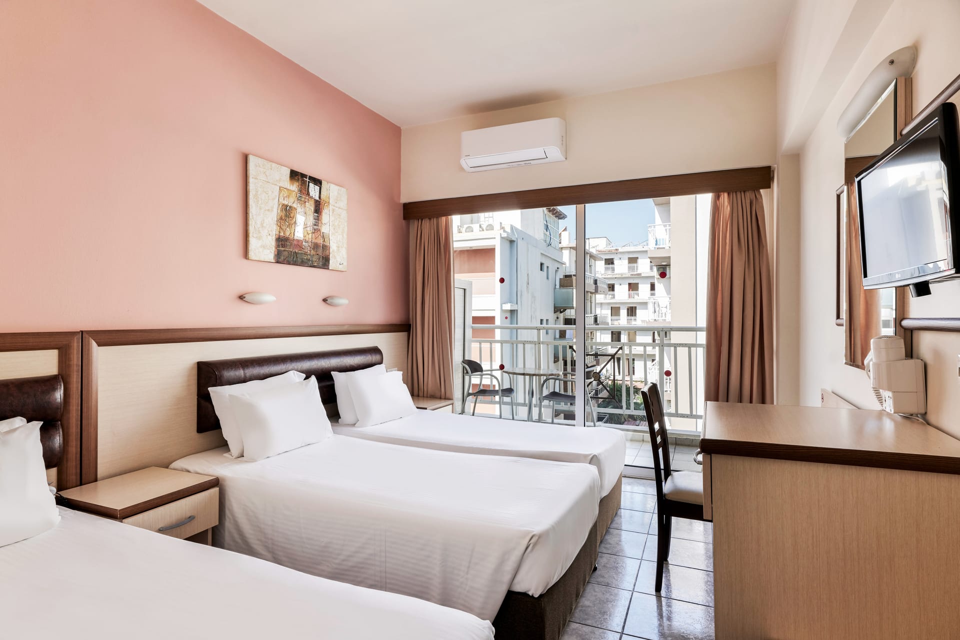 Pearl Hotel