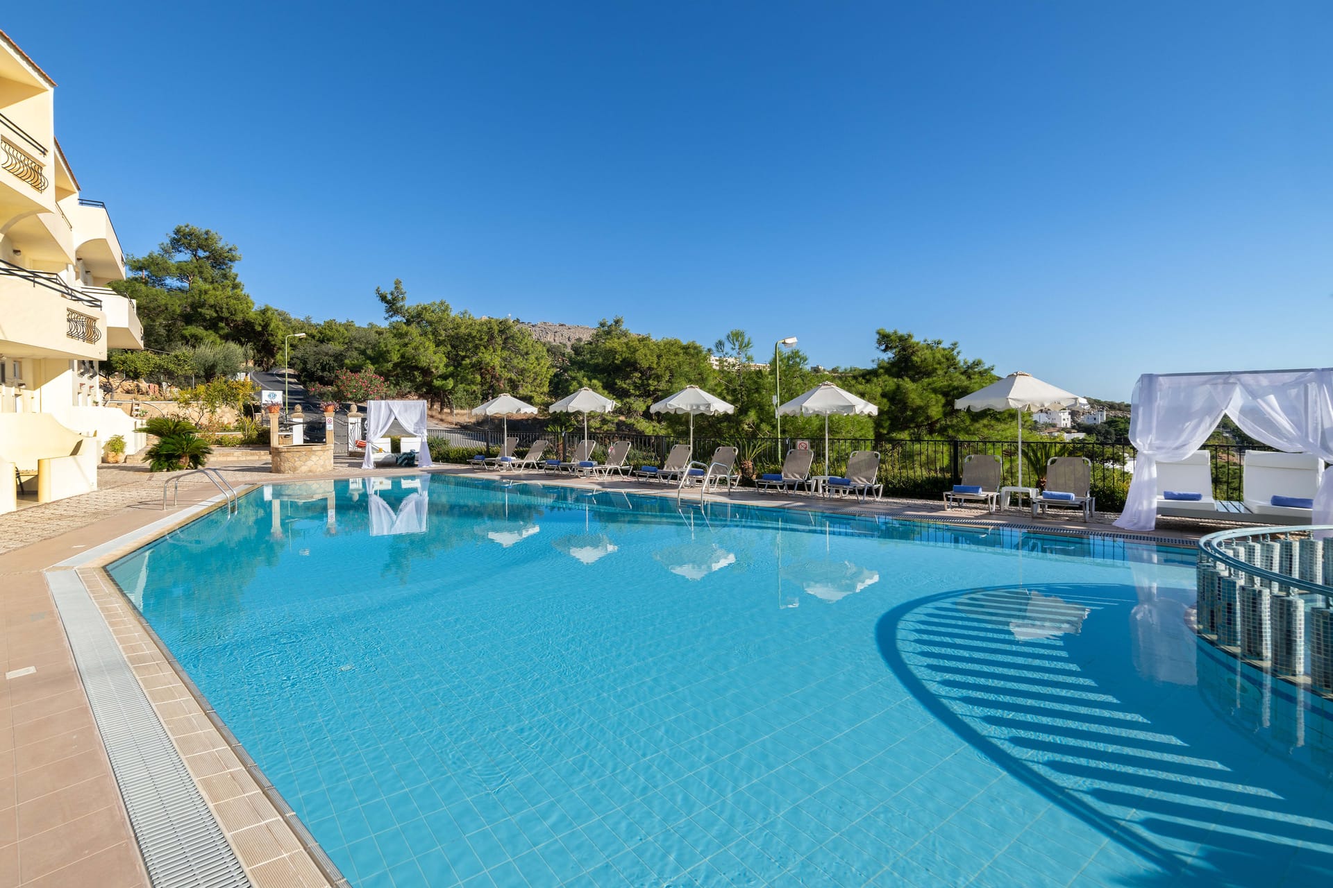 Pefkos View Apartments
