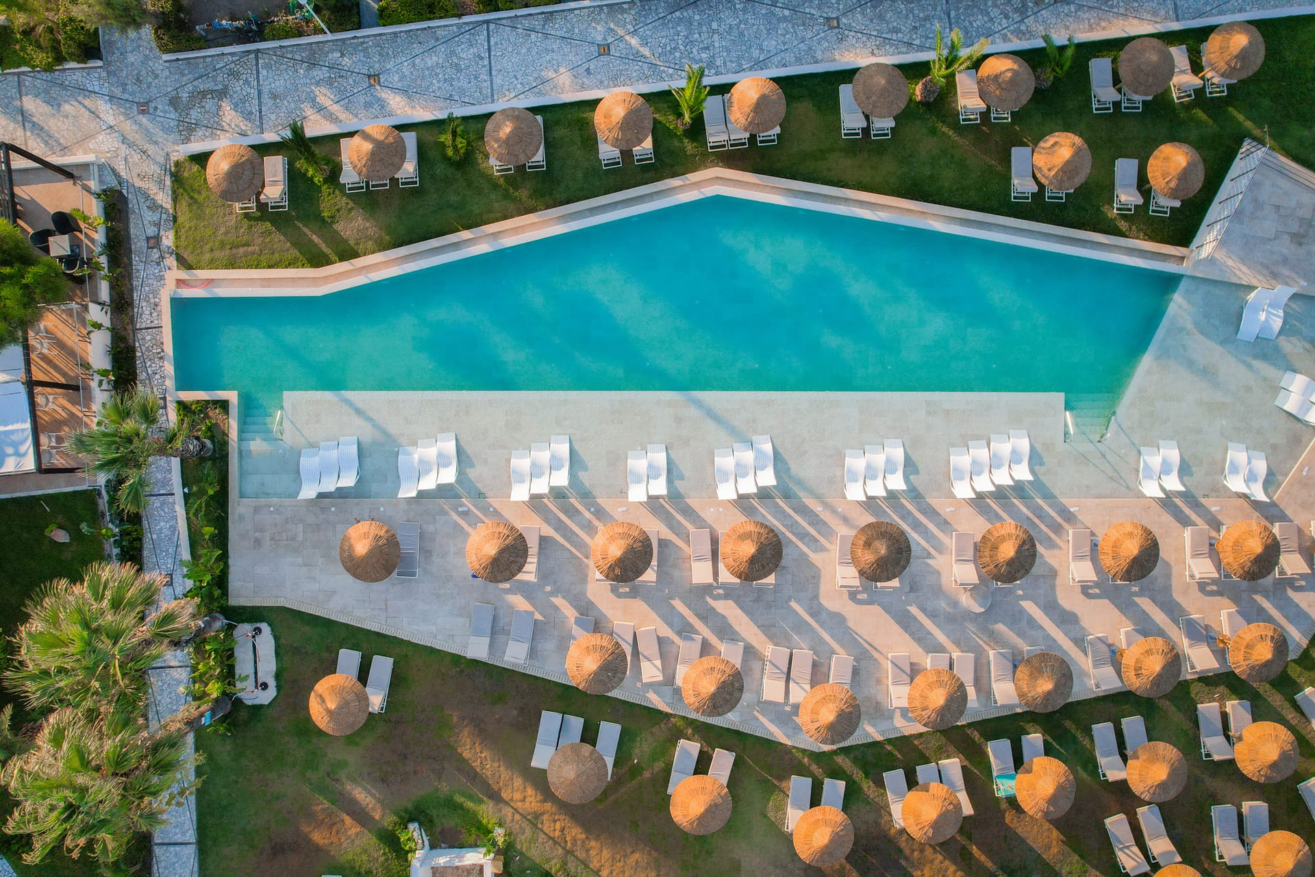 Pegasos Deluxe Beach Hotel