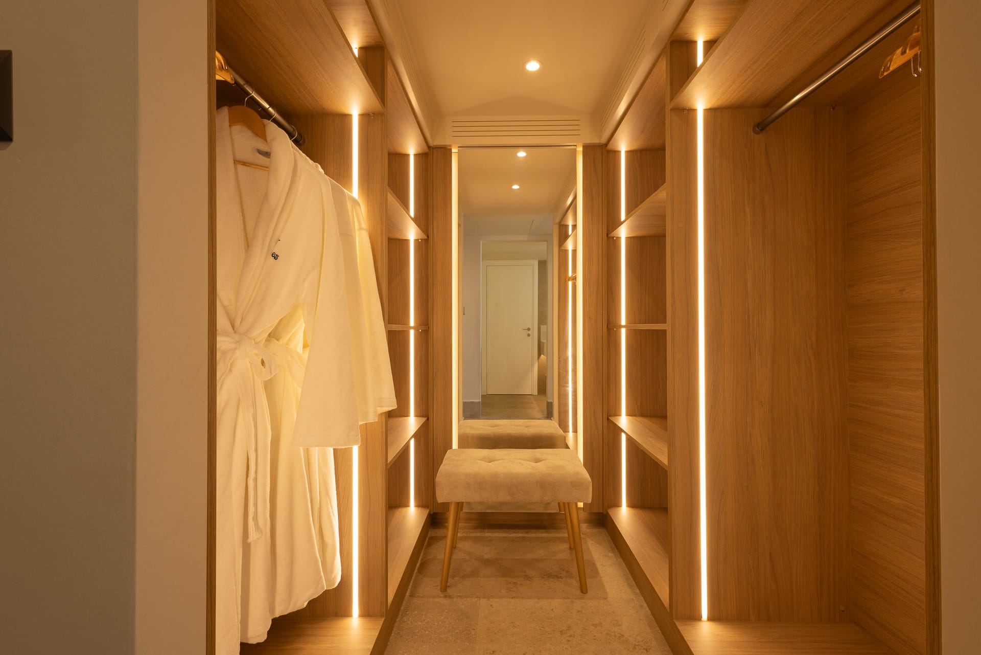 Pegasos Deluxe Beach Hotel