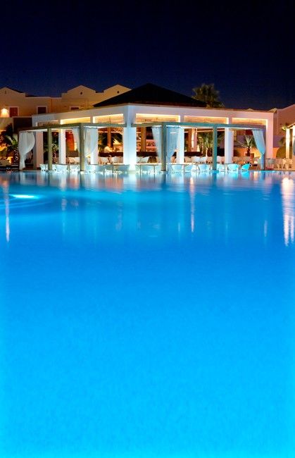 Pelagos Suites Hotel