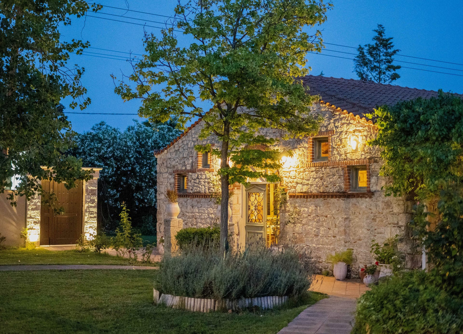 Petrino Eco Village