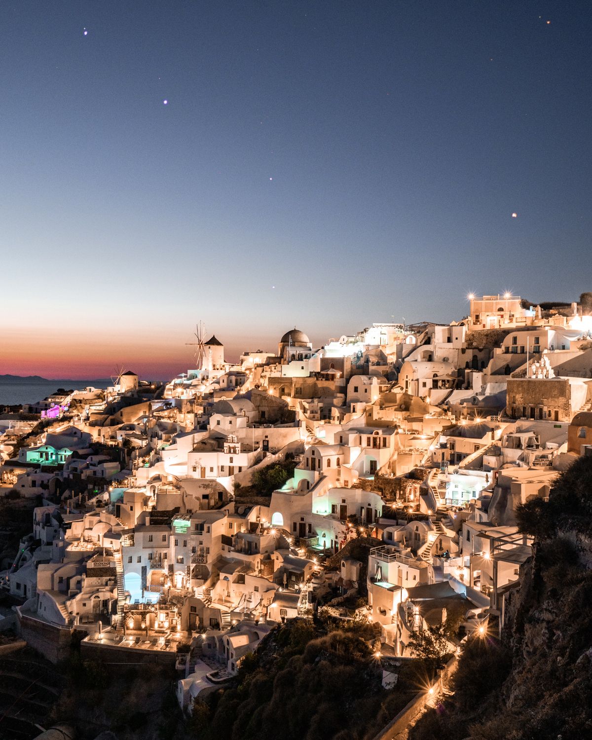 Pezoules of Oia