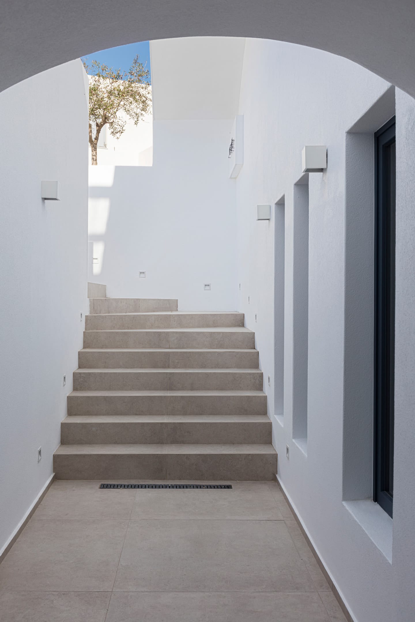 Phos Milos