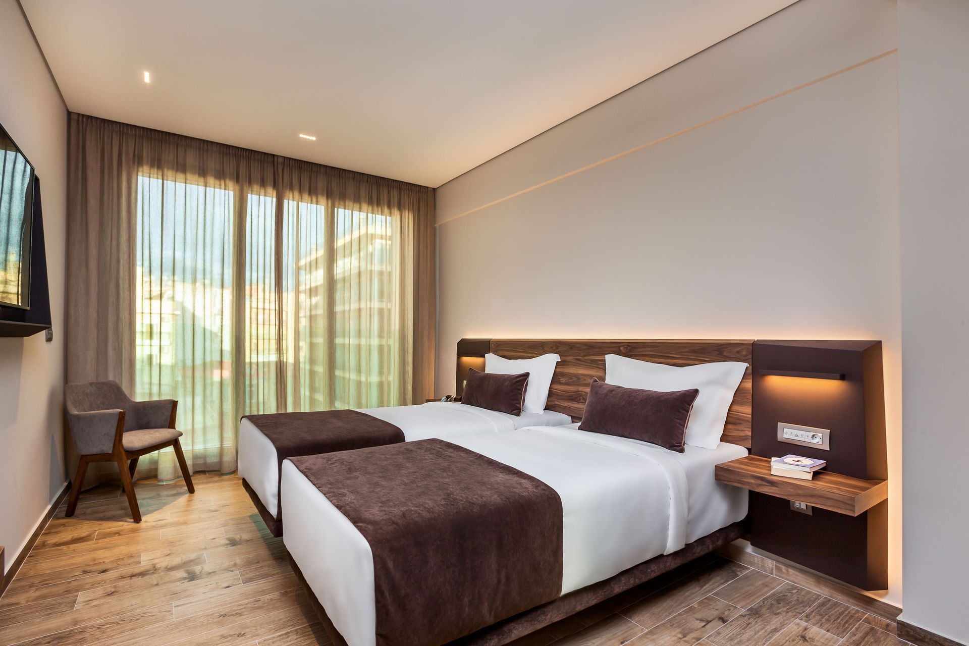 Imperial Plus | Urban Smart Hotel