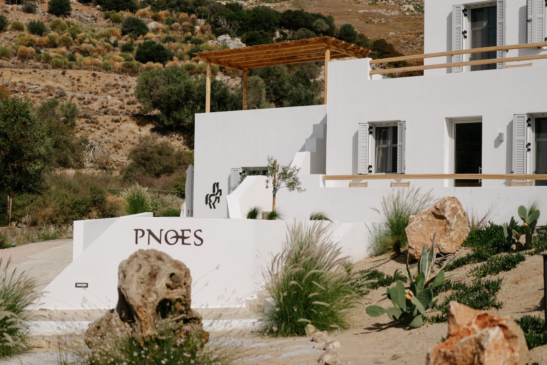 Pnoes Skyros