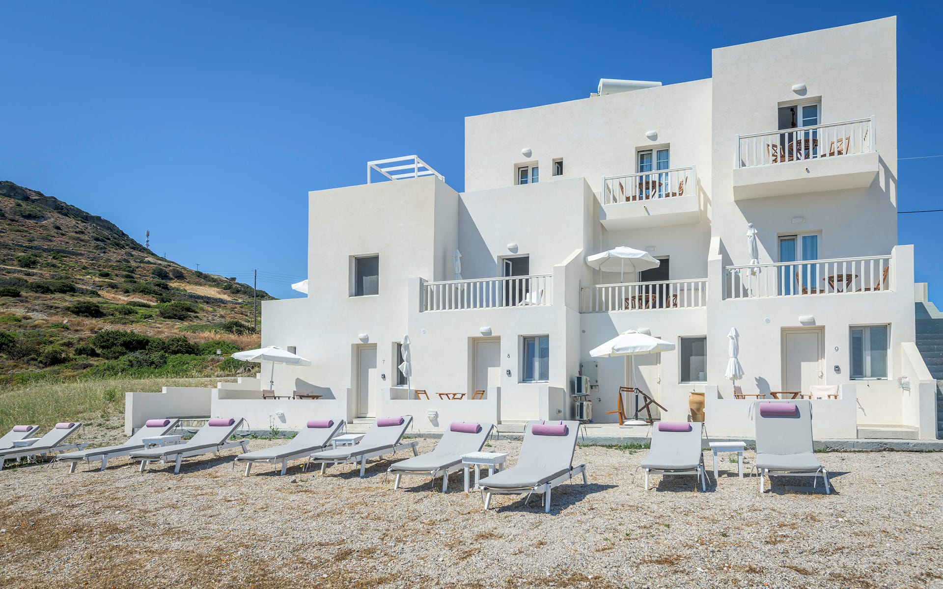 Polyegos View Milos