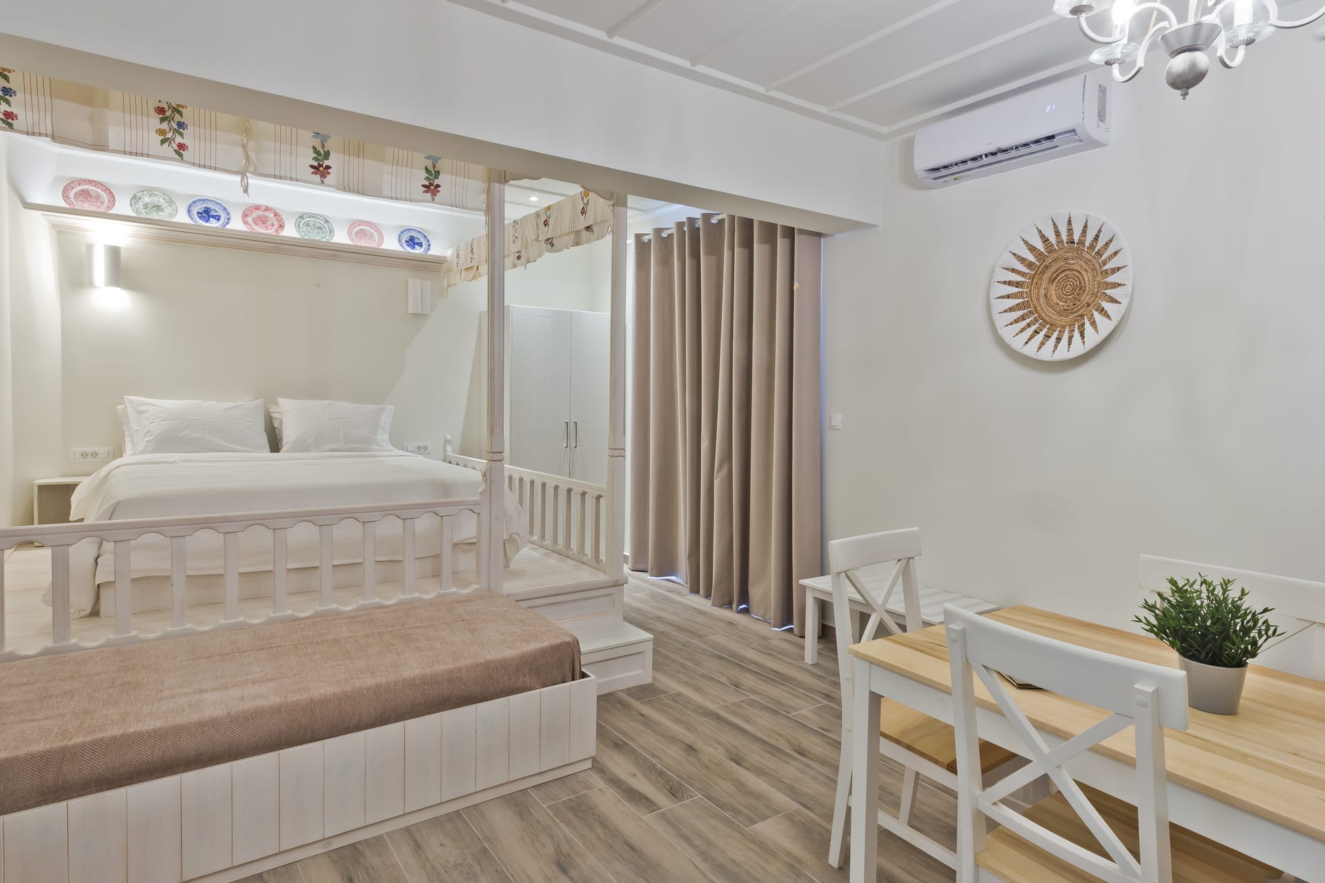 Posidonia Luxury Suites