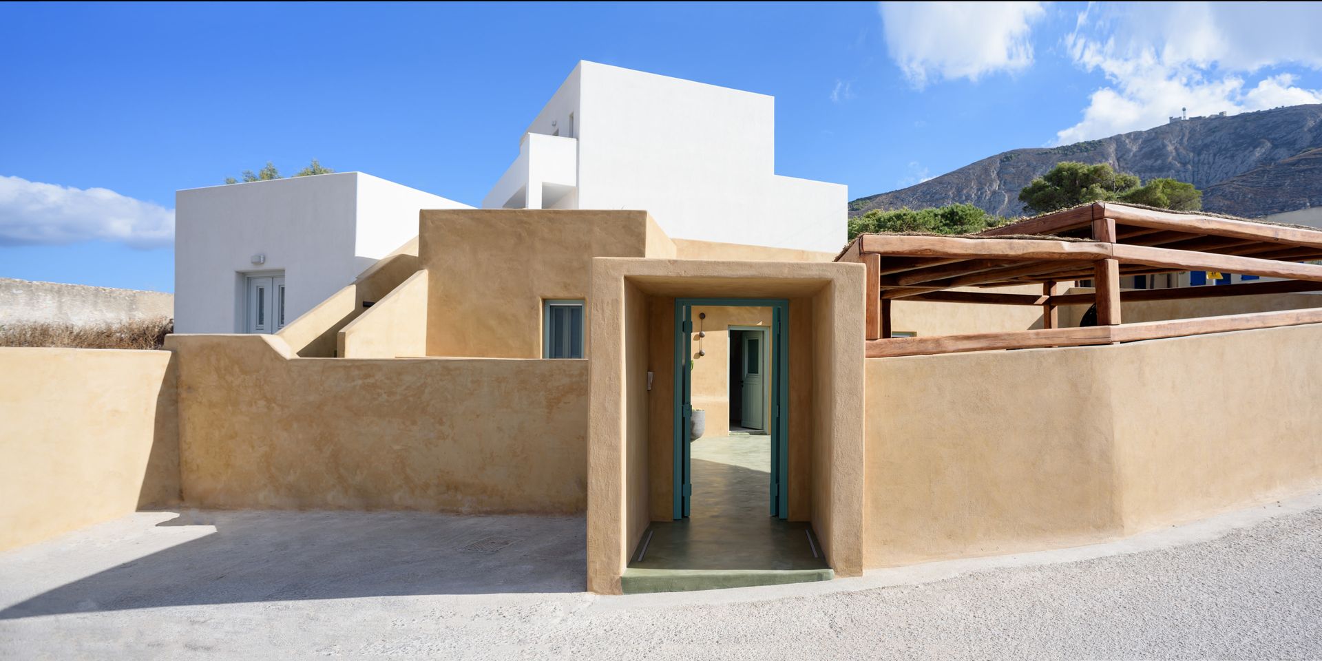 Potamos Luxury House