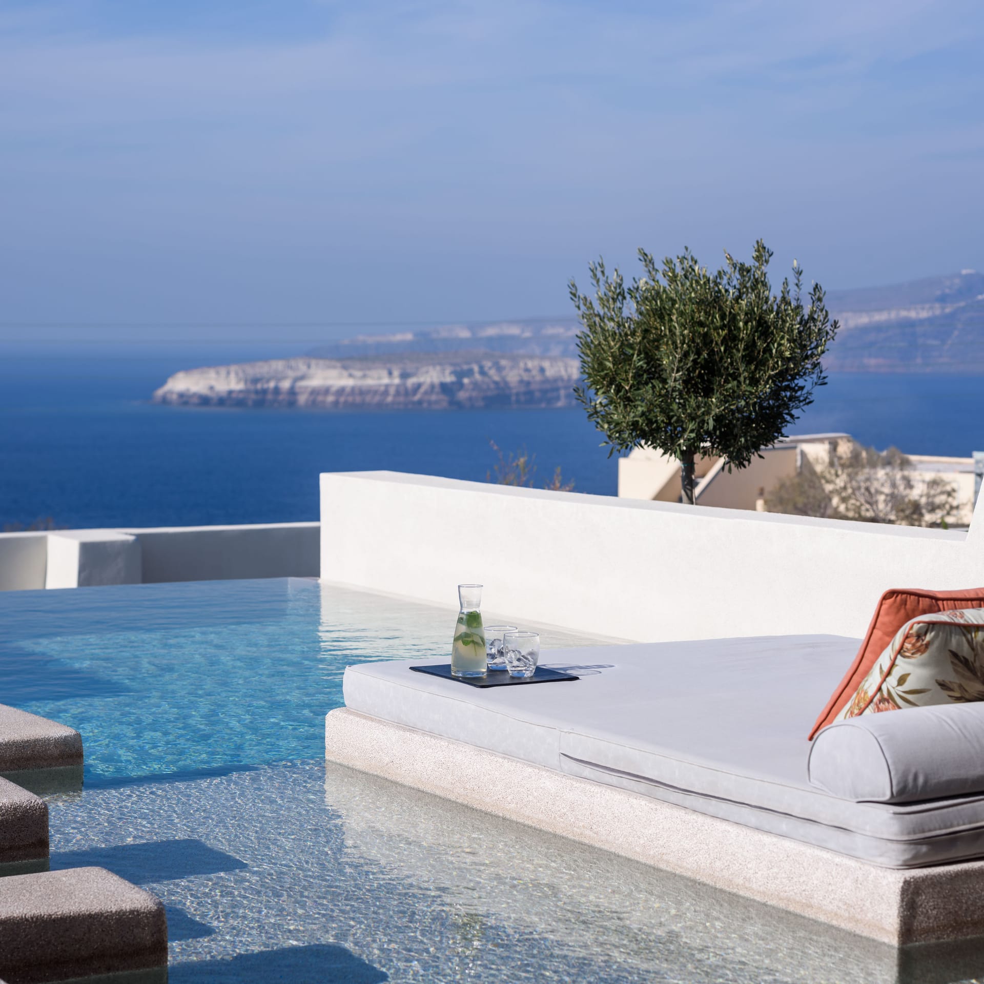 Potnia Theron Suites Santorini