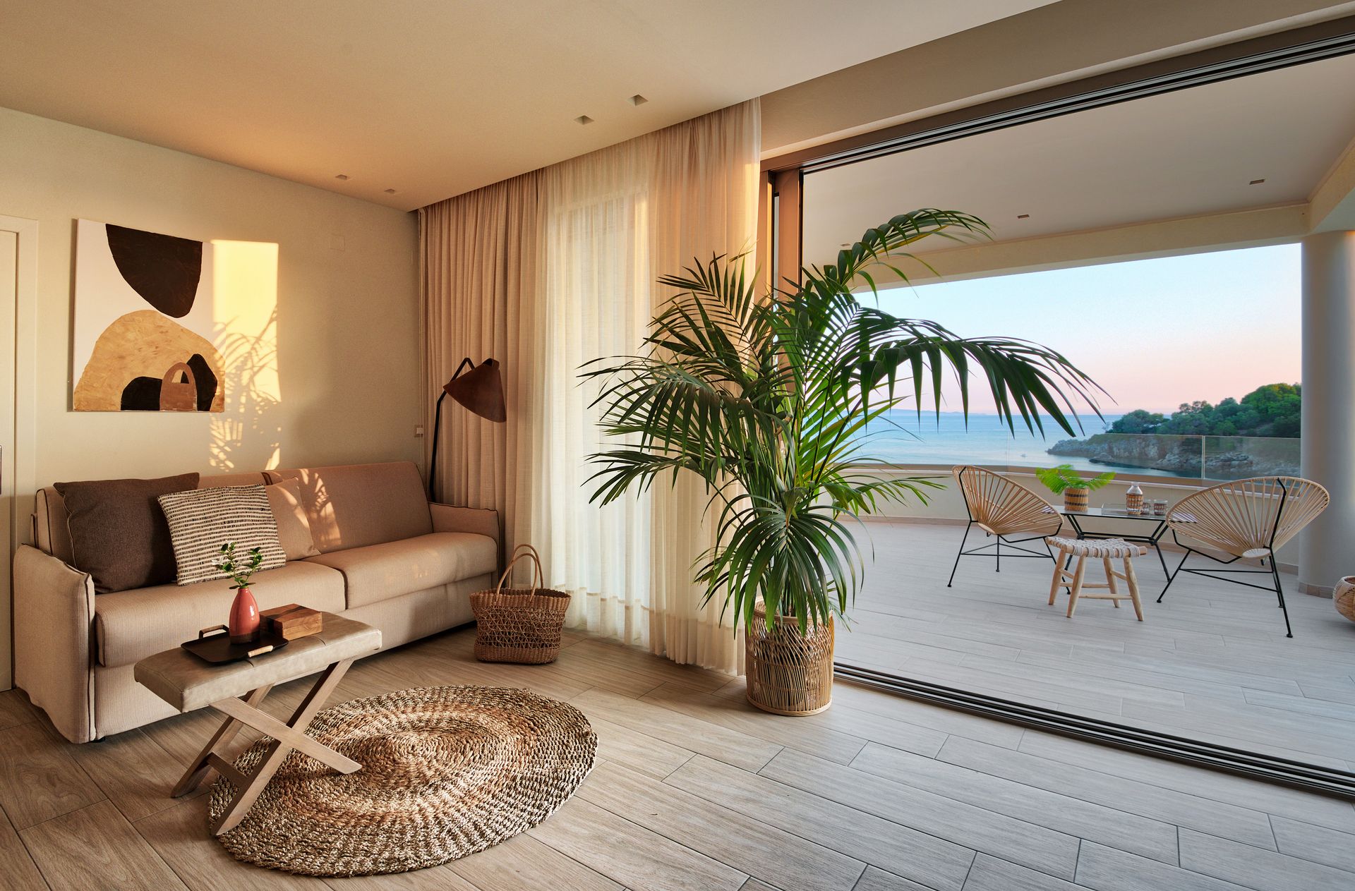 Prima Vista Beachfront Boutique Hotel
