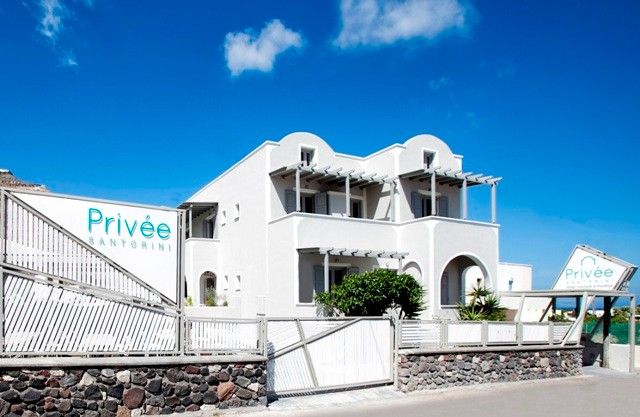 Privee Santorini