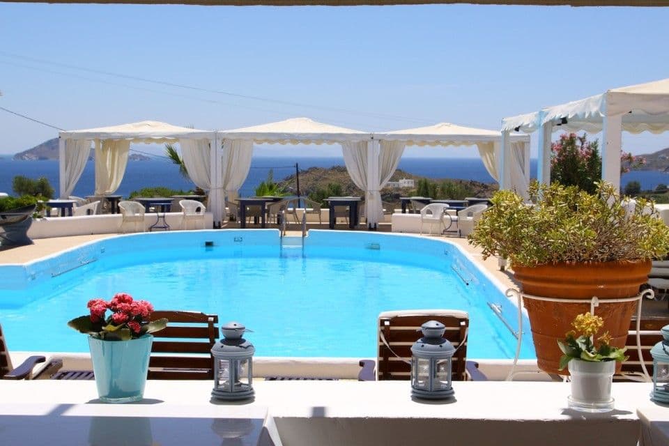 Porto Scoutari Romantic Hotel & Suites