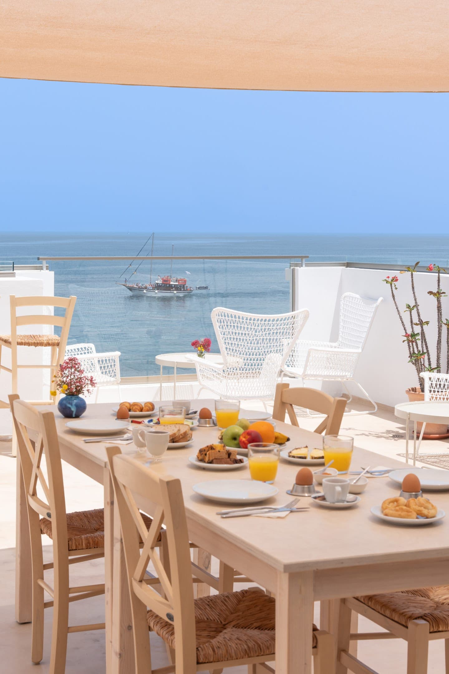 Sea Breeze Hotel