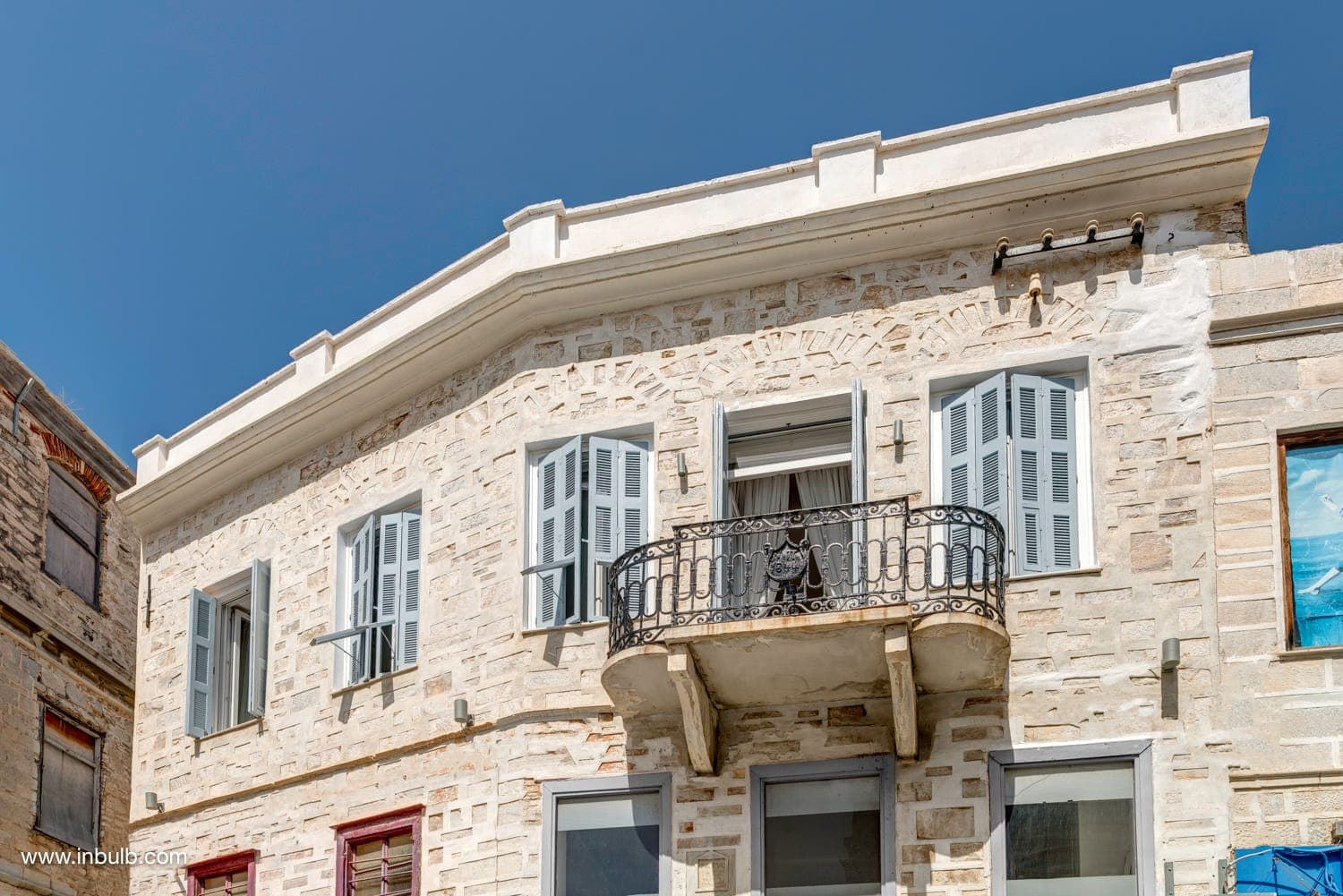 1844 Suites