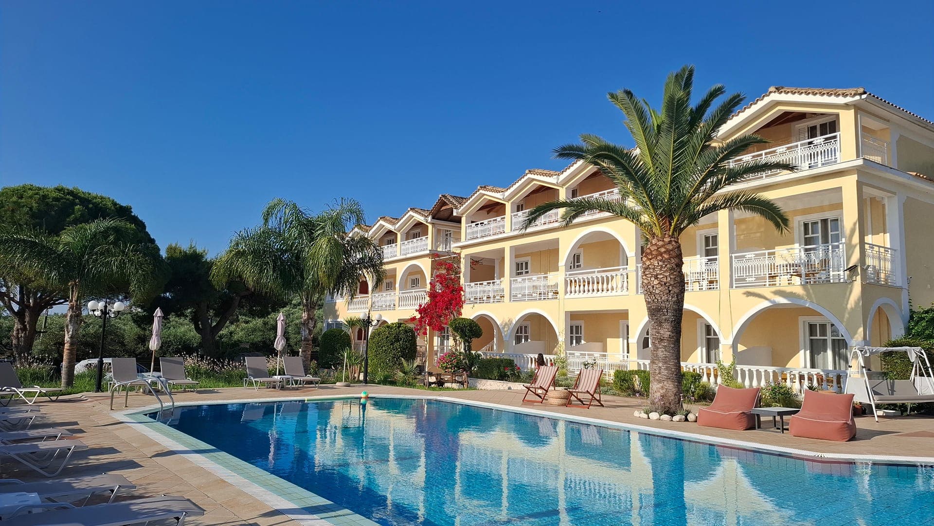 Sunflower Apartments & Studios Zakynthos