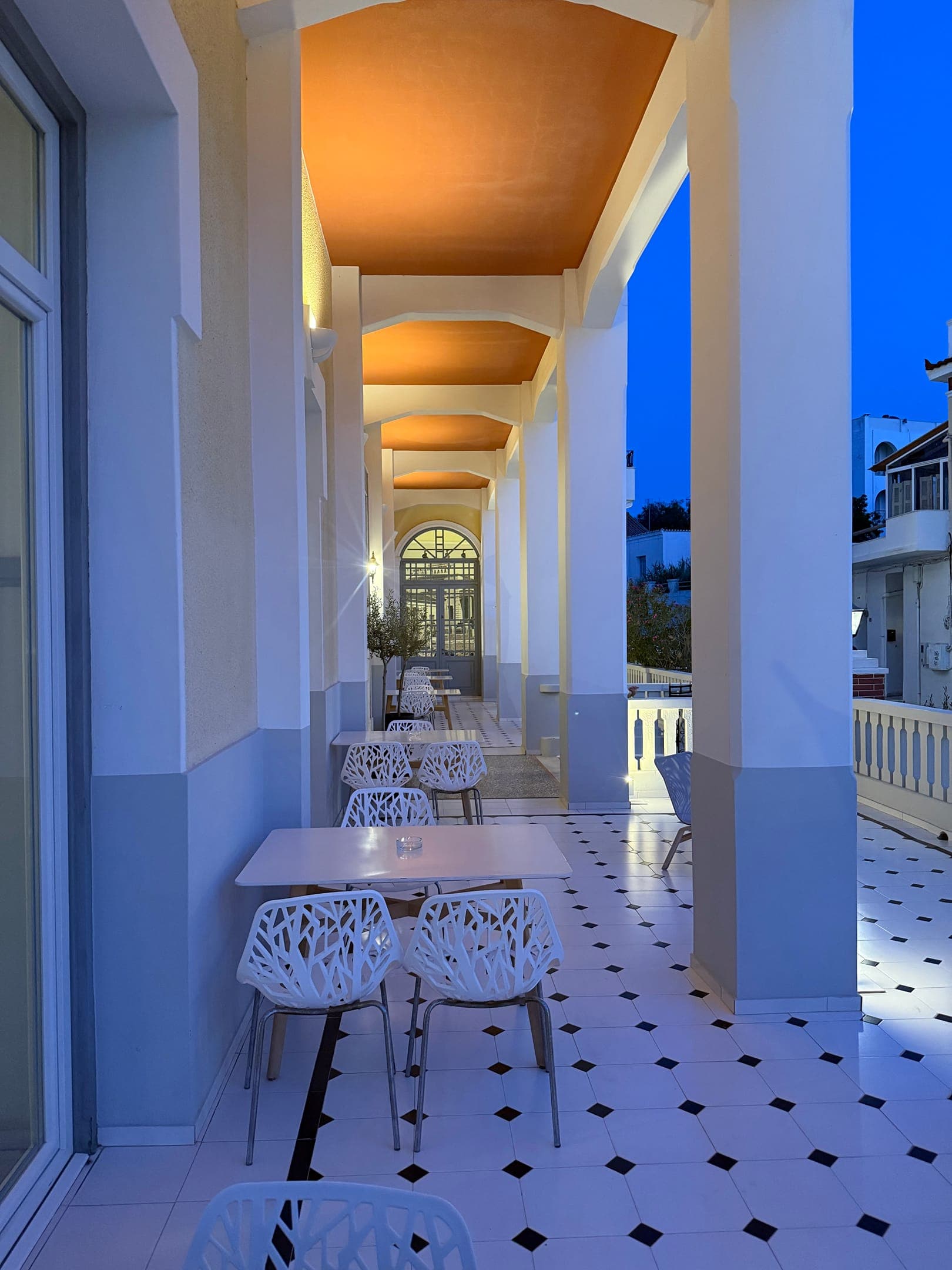 Tinion Urban Hotel