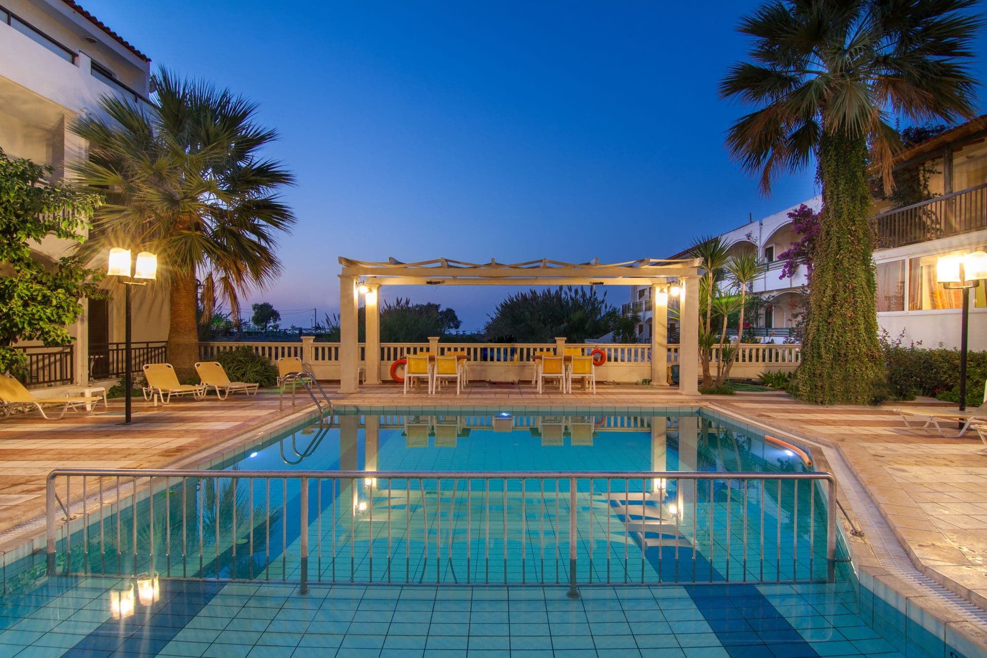 Trefon Hotel Apartments & Suites Crete