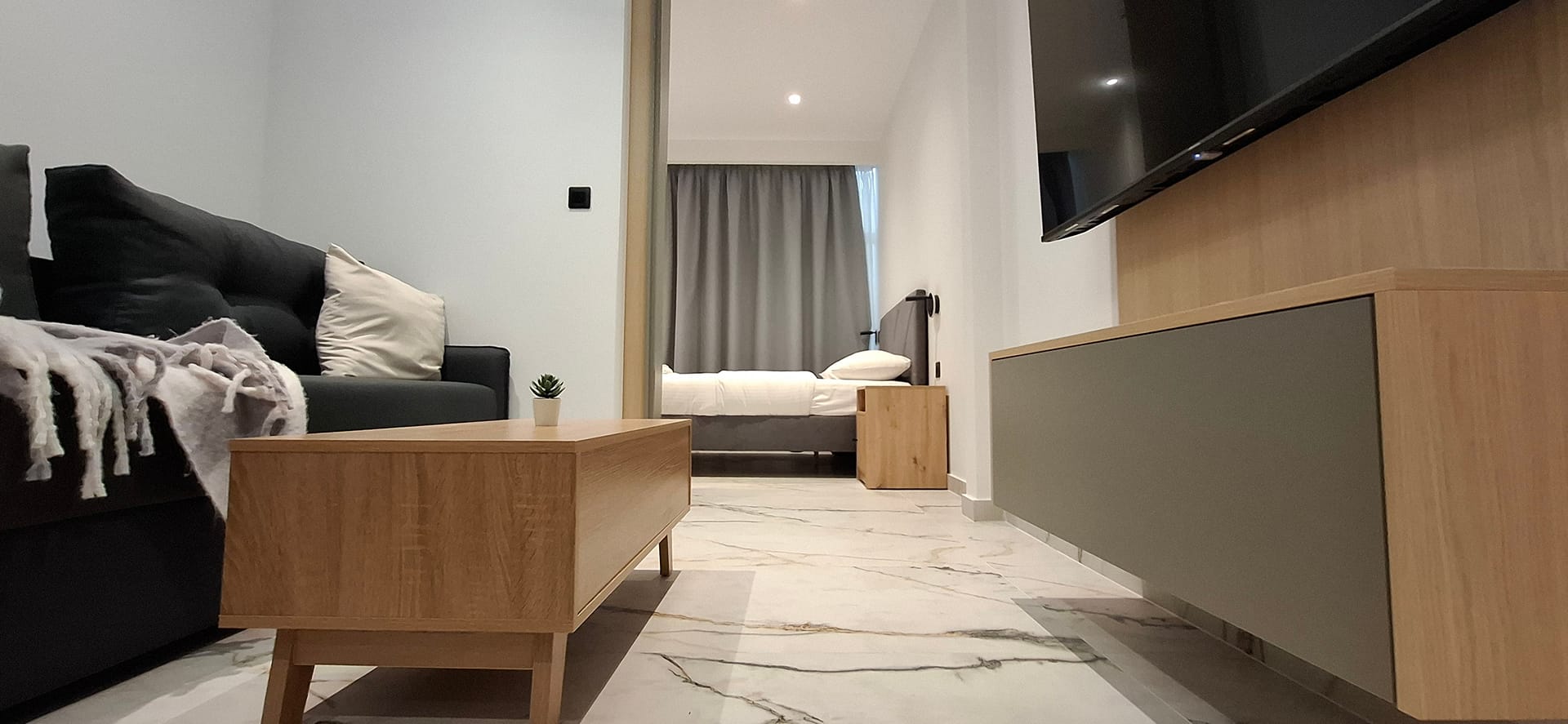 Ilion Apartments