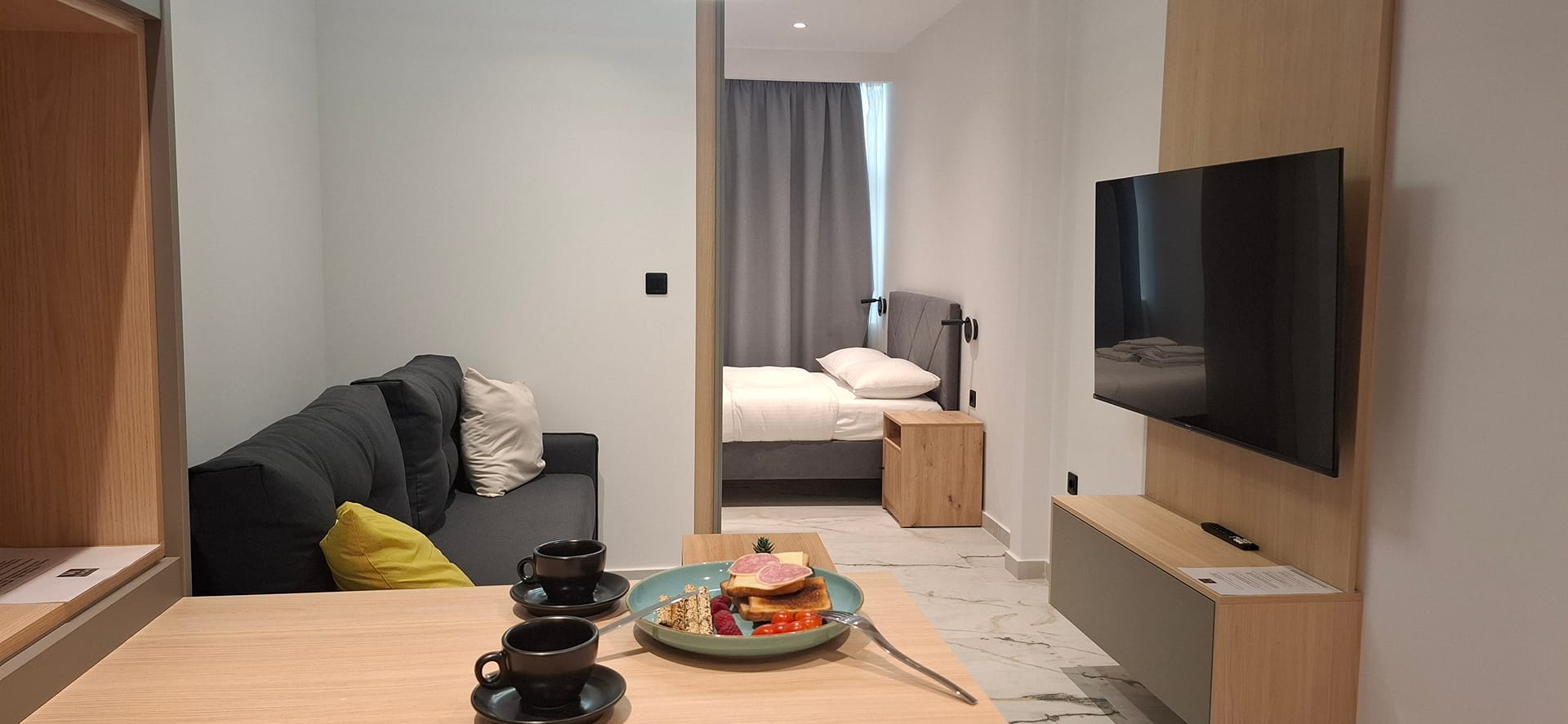 Ilion Apartments