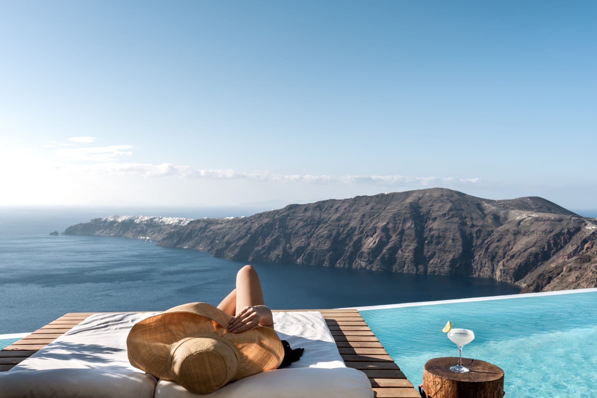West East Suites Santorini