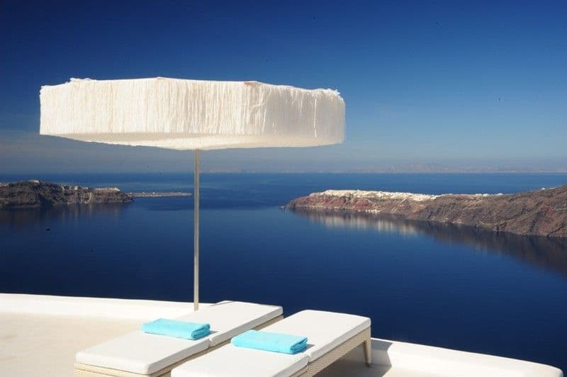 White Santorini