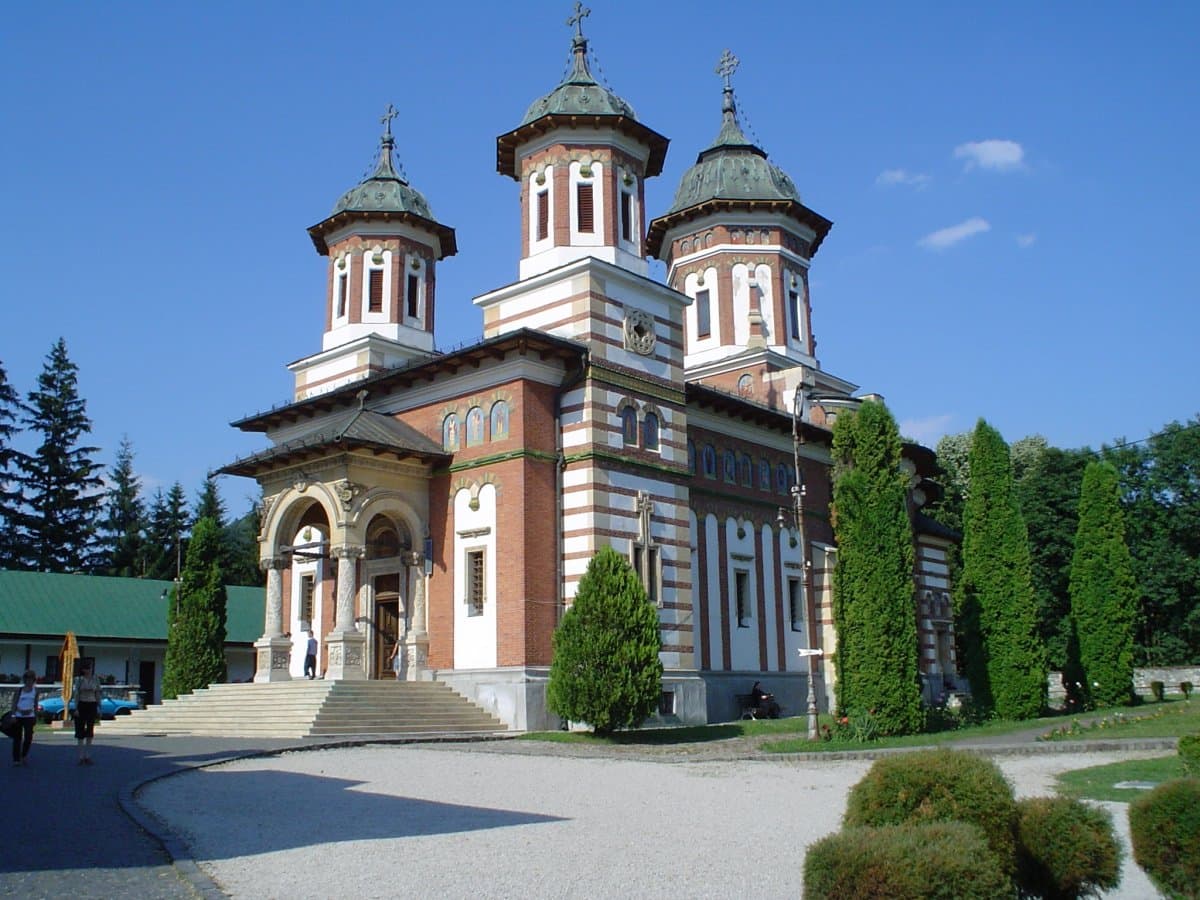 Страната на Дракула (от София и Велико Търново)